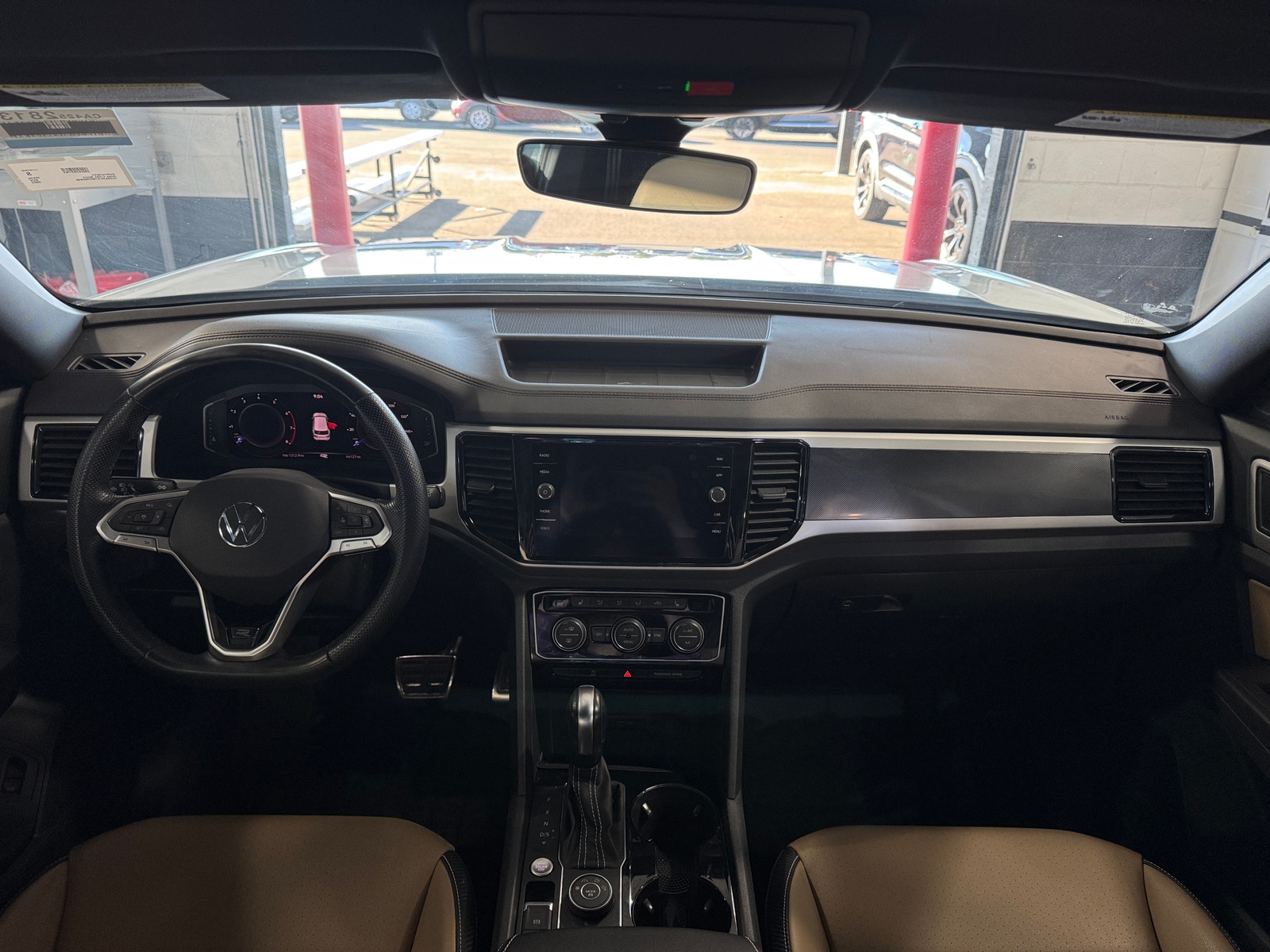 Thumbnail: 2022 Volkswagen Atlas - 2