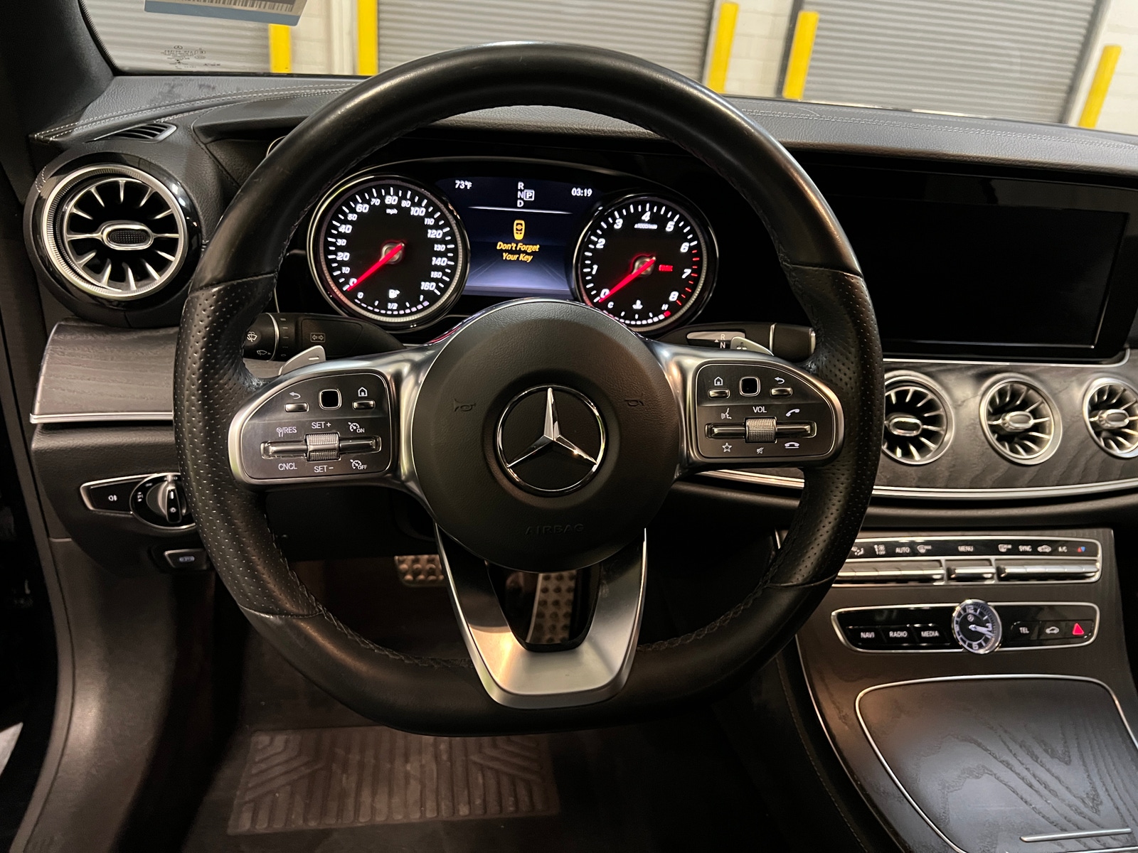 Thumbnail: 2019 Mercedes-Benz E-Class - 4