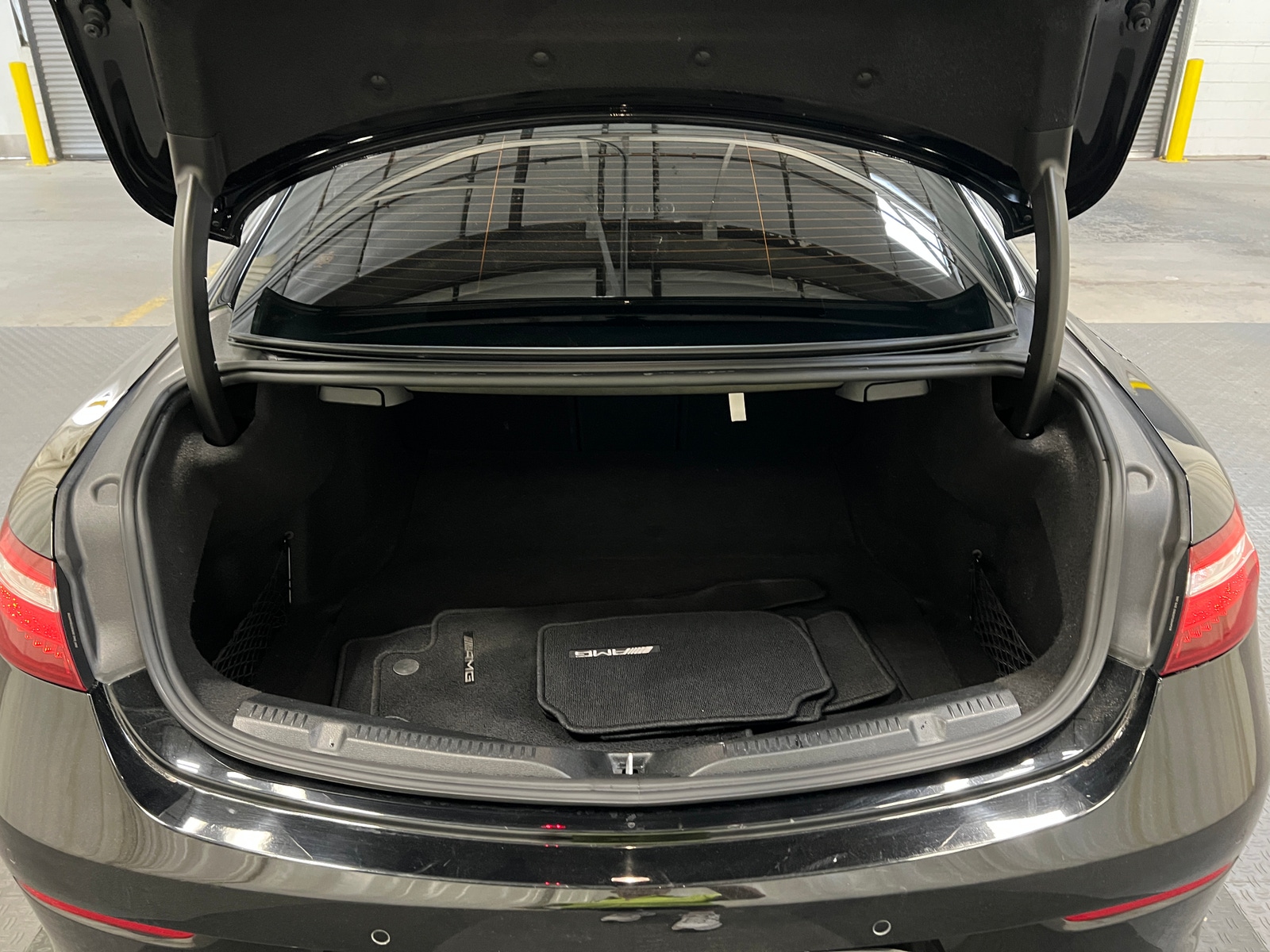 Thumbnail: 2019 Mercedes-Benz E-Class - 6