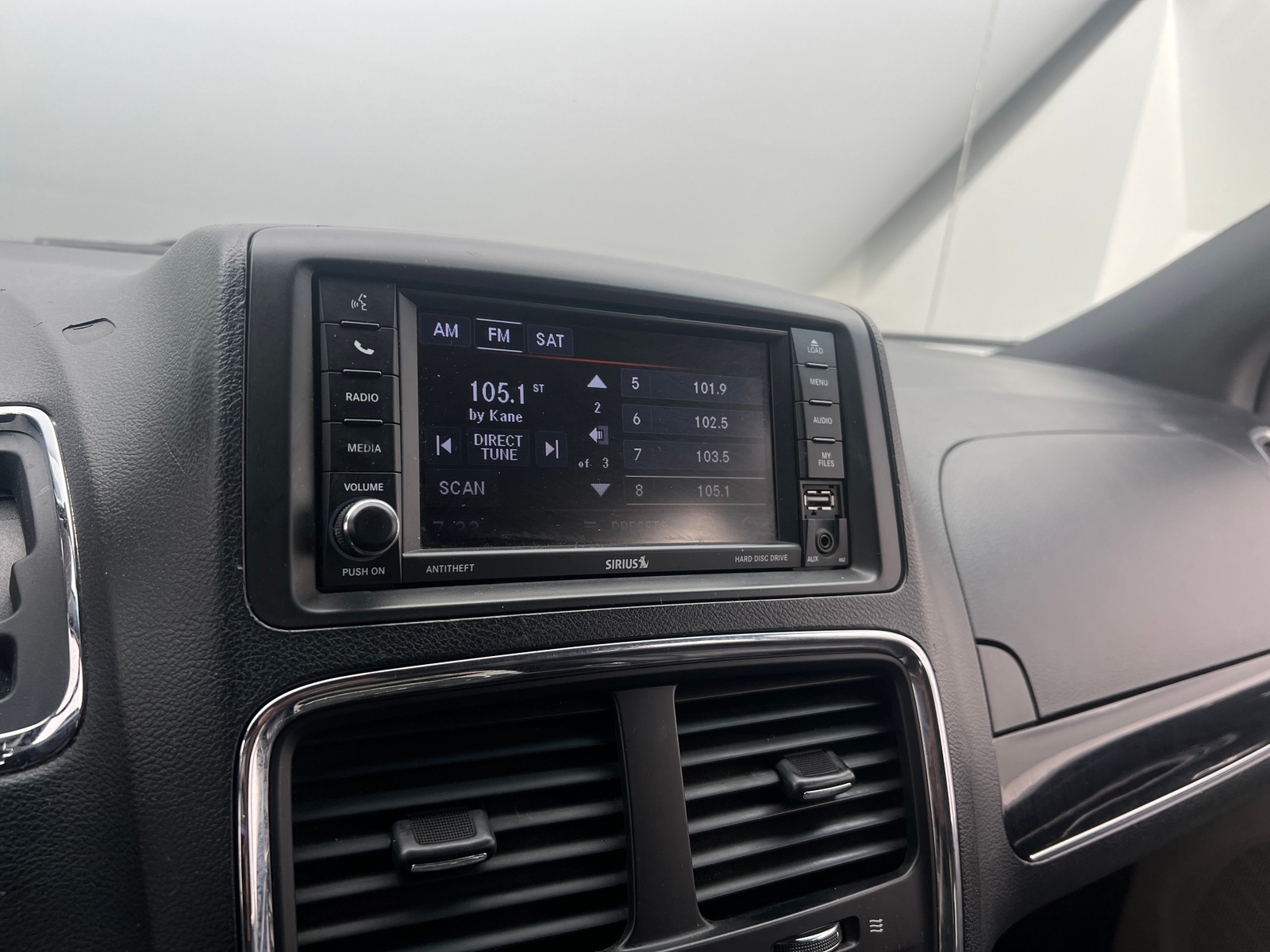 Thumbnail: 2018 Dodge Grand Caravan - 3