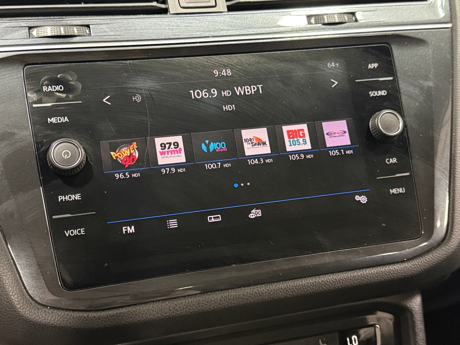 Thumbnail: 2019 Volkswagen Tiguan - 3