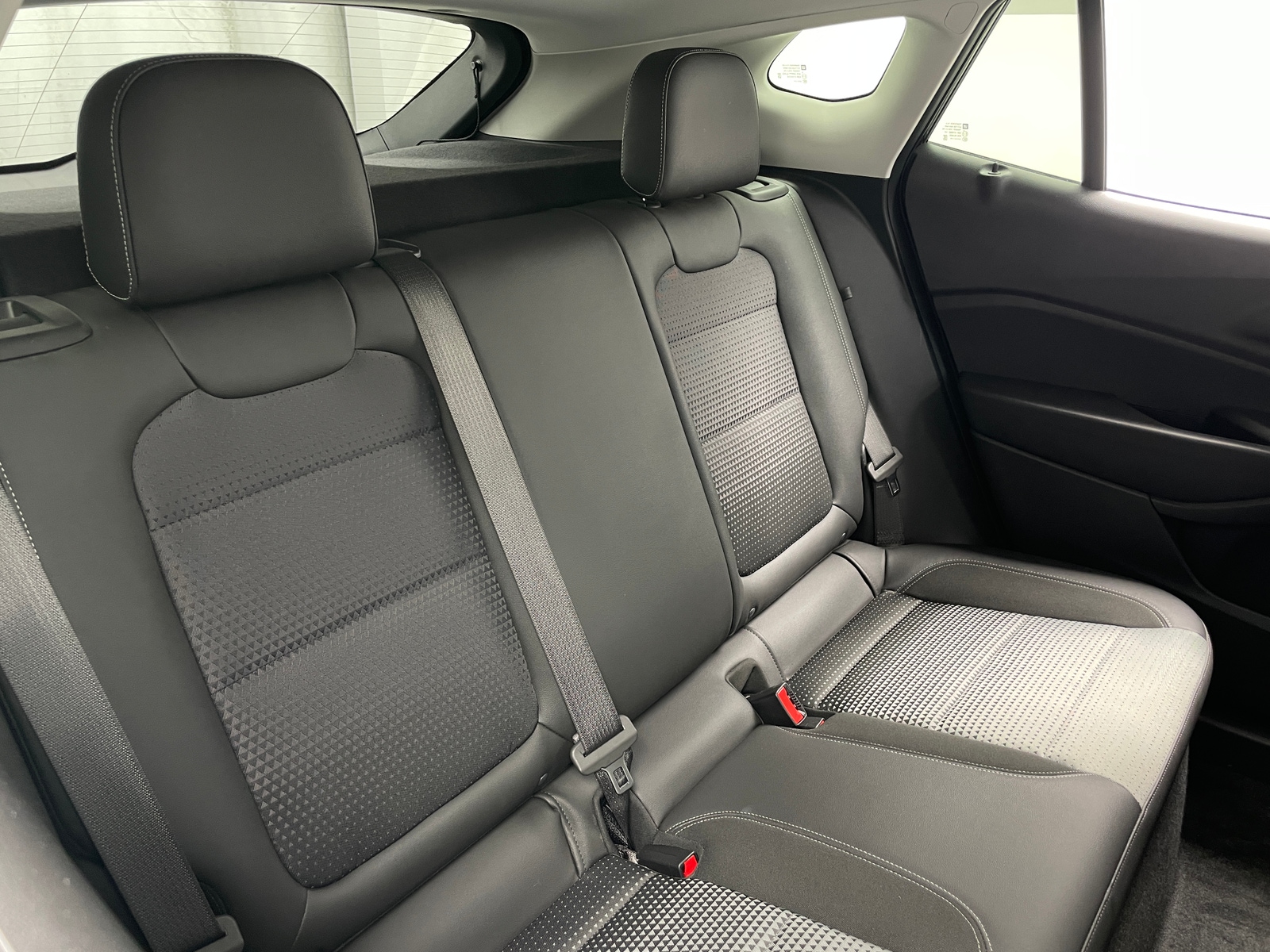 Thumbnail: 2025 Chevrolet Trax - 6