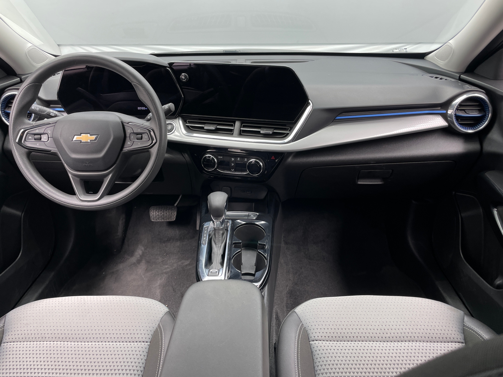 Thumbnail: 2025 Chevrolet Trax - 3