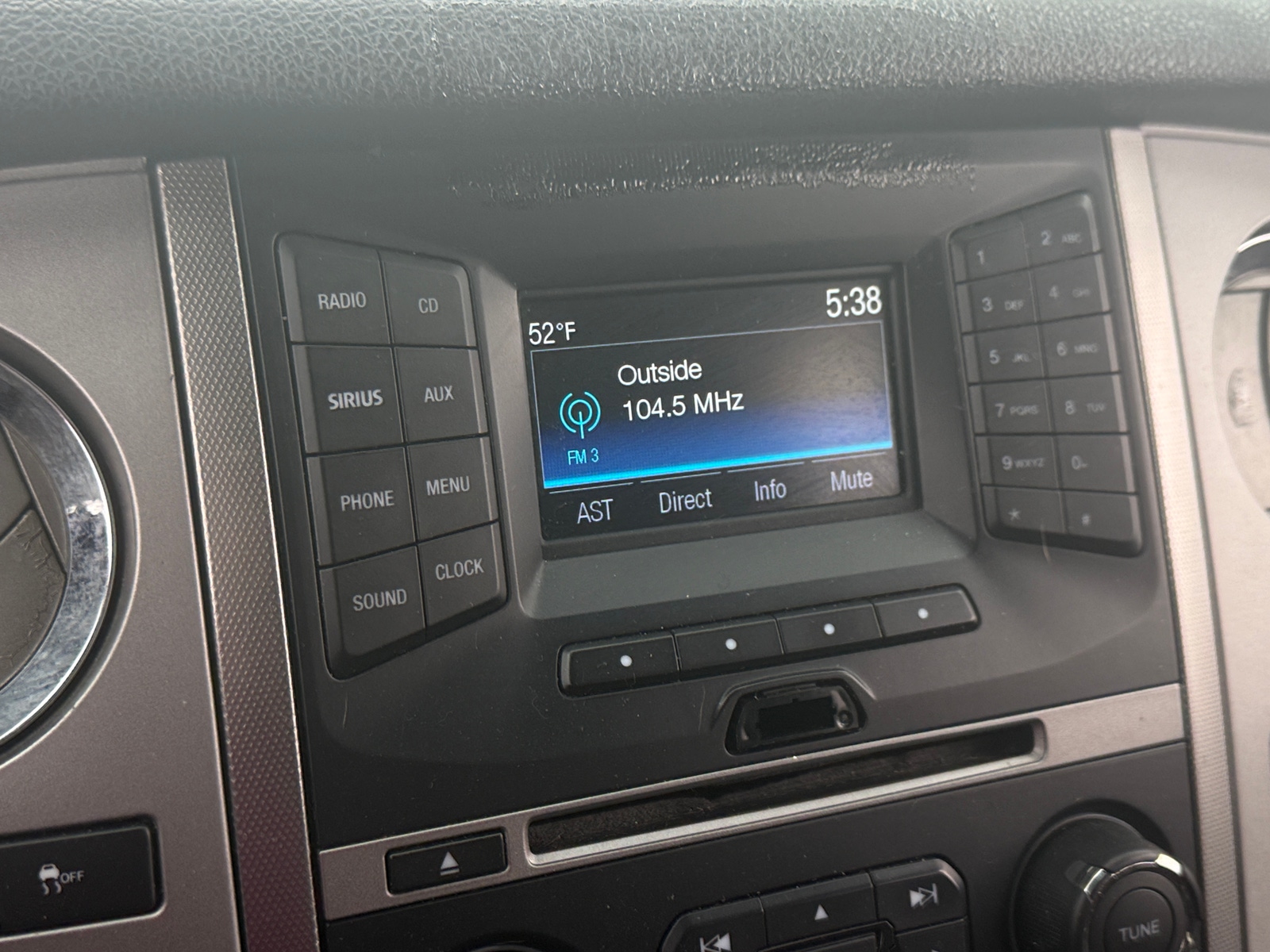 Thumbnail: 2017 Ford Expedition - 4