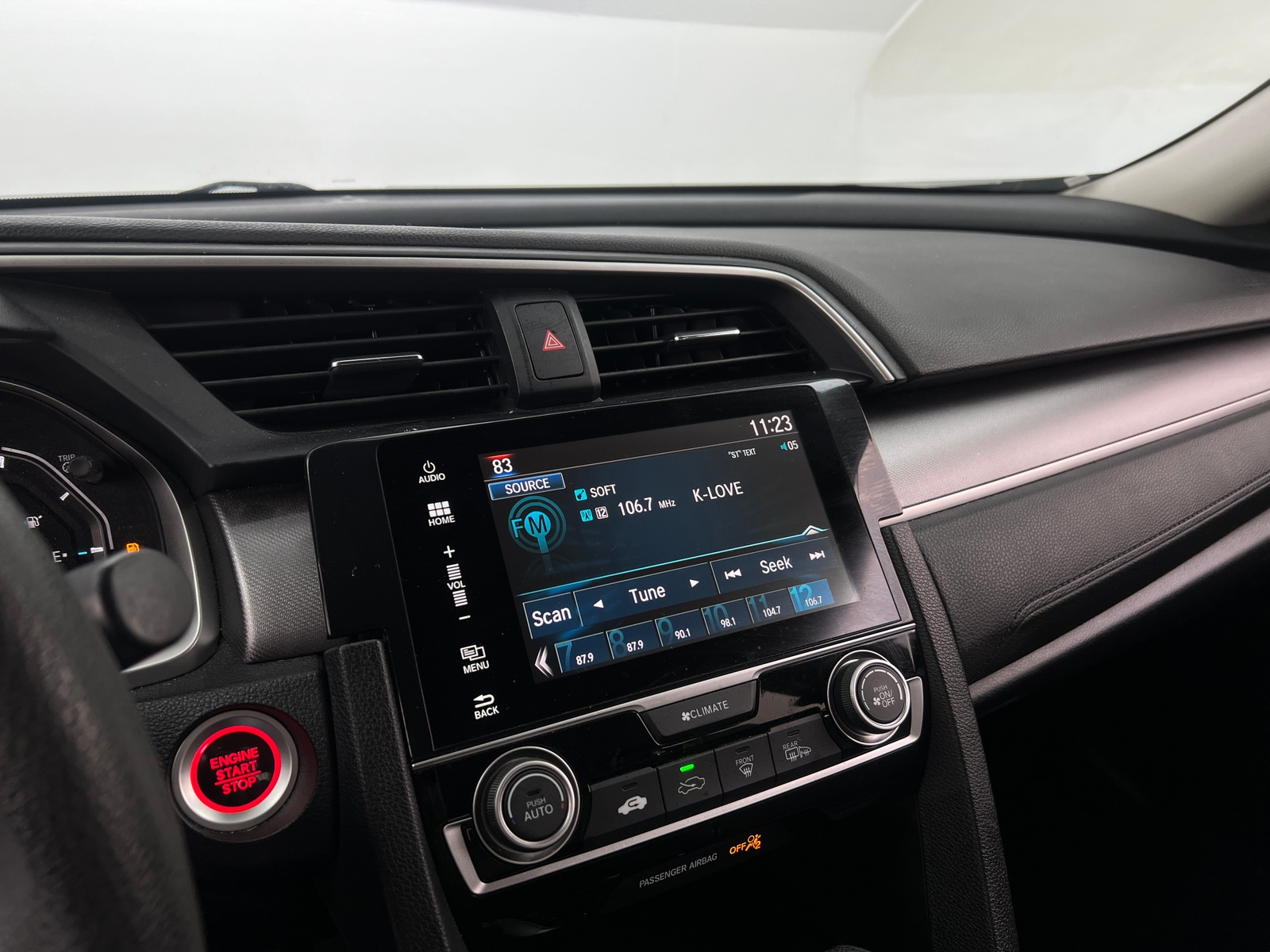 Thumbnail: 2016 Honda Civic - 4