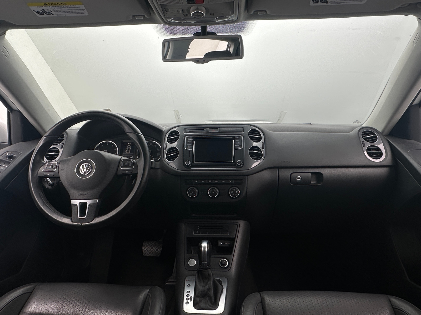 Thumbnail: 2017 Volkswagen Tiguan - 2