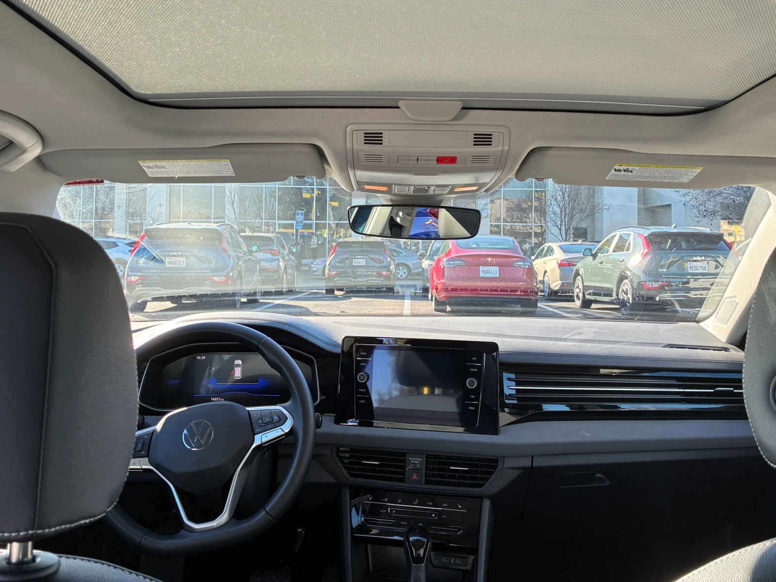 Thumbnail: 2025 Volkswagen Jetta - 3