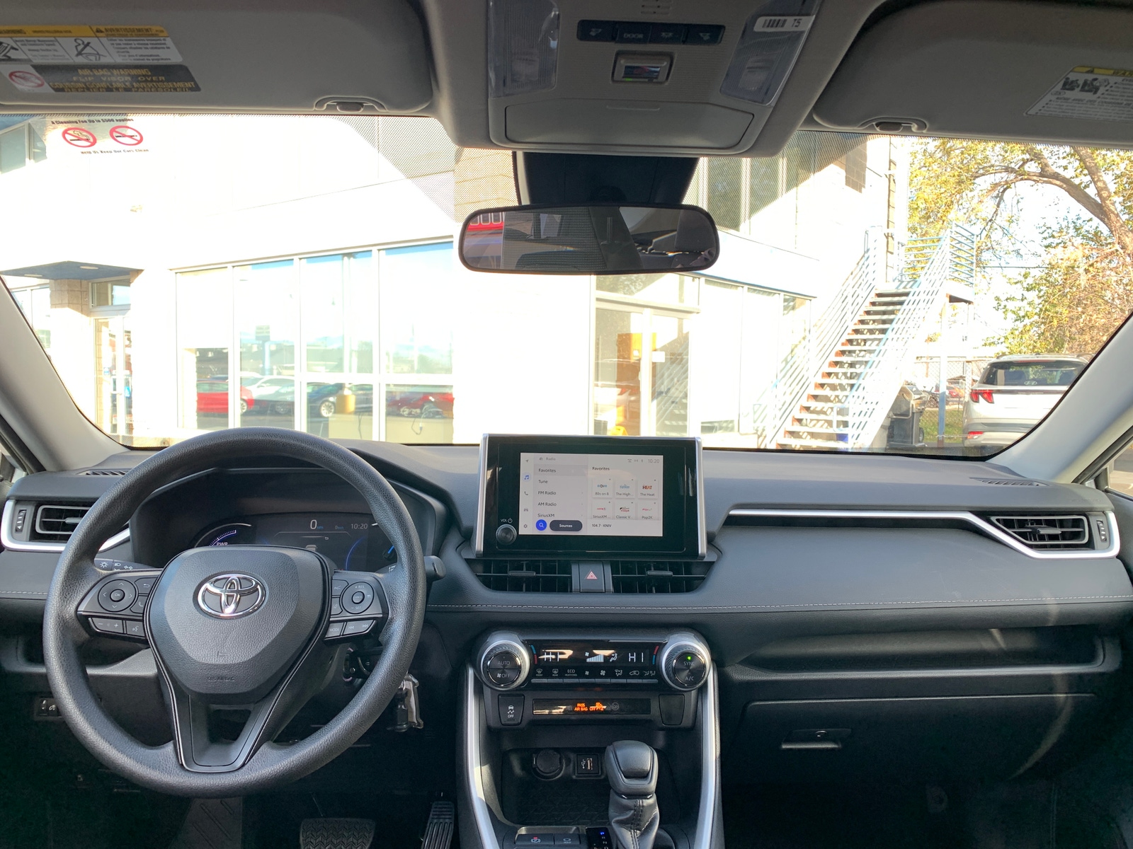 Thumbnail: 2025 Toyota RAV4 - 3