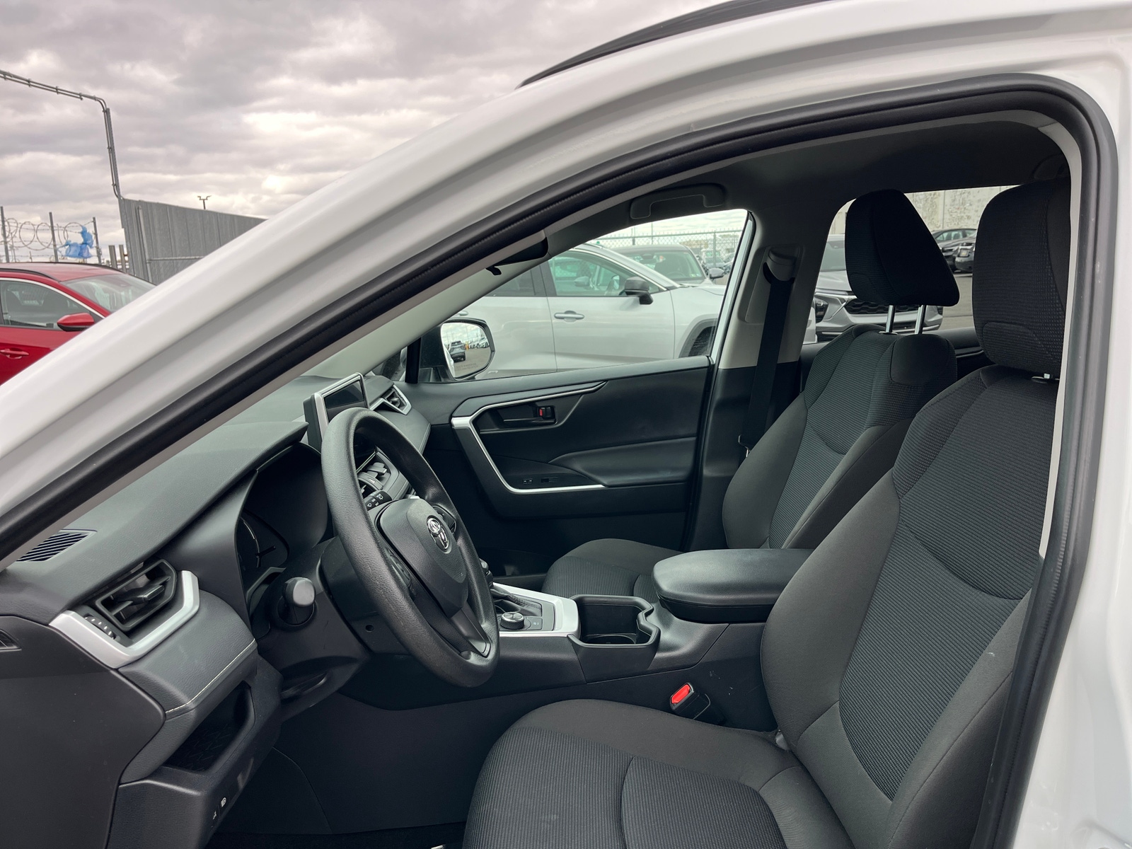 Thumbnail: 2025 Toyota RAV4 - 2