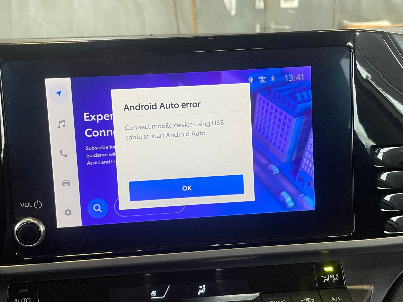 Thumbnail: 2025 Toyota Camry - 4