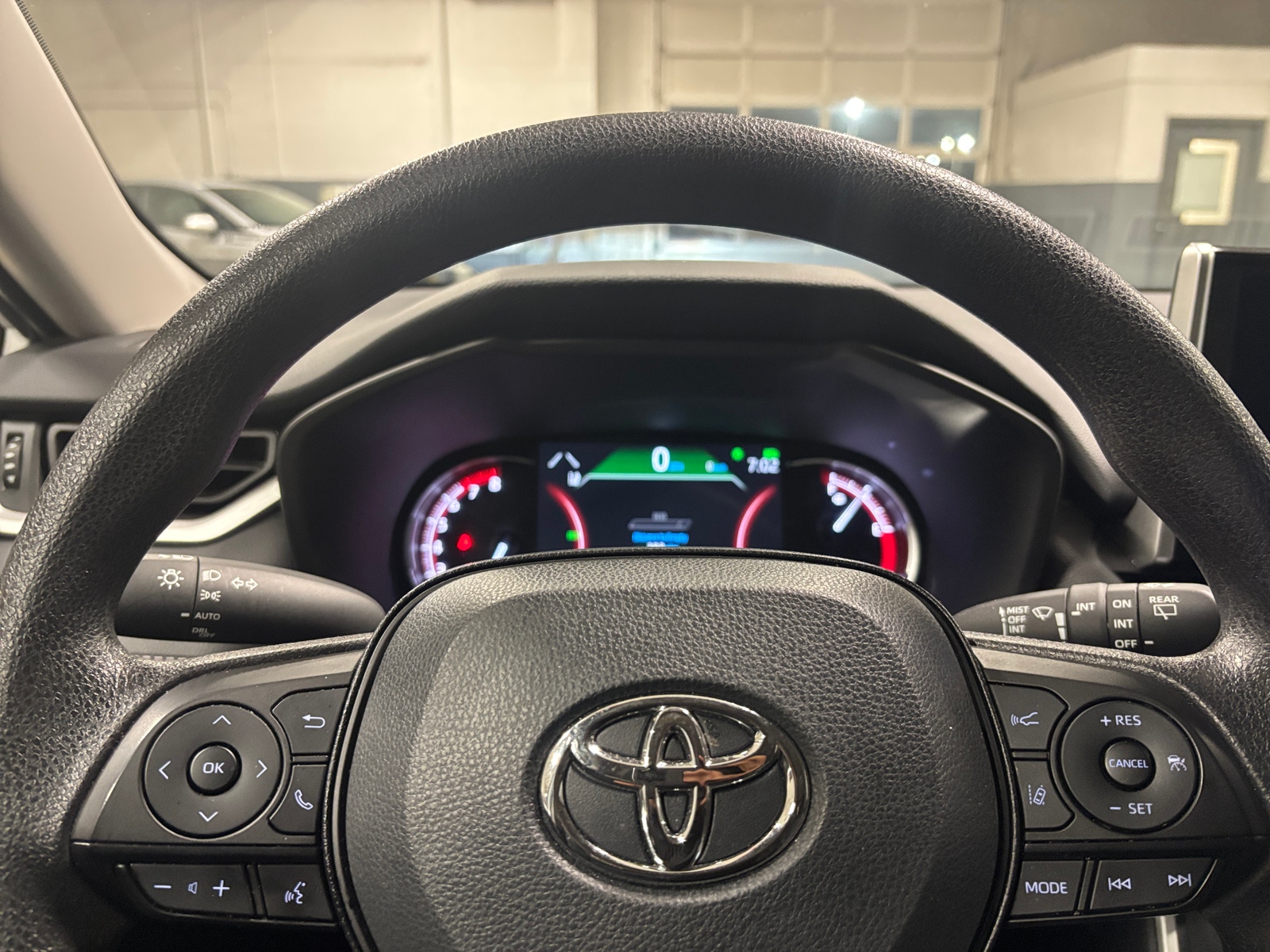 Thumbnail: 2025 Toyota RAV4 - 5