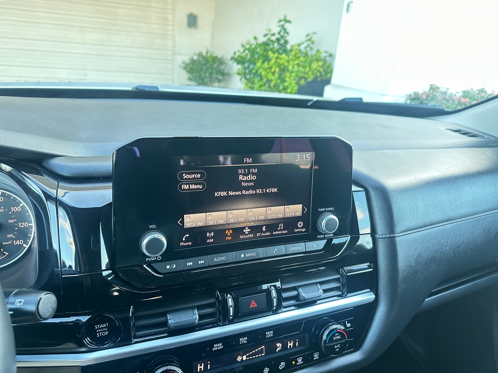 Thumbnail: 2025 Nissan Pathfinder - 4