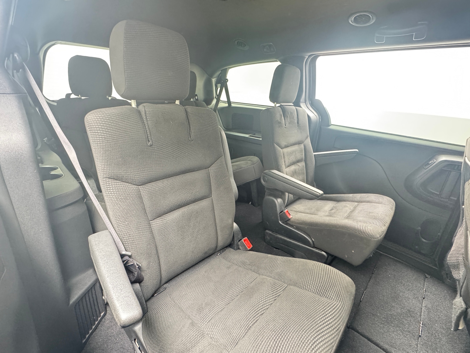 Thumbnail: 2020 Dodge Grand Caravan - 6