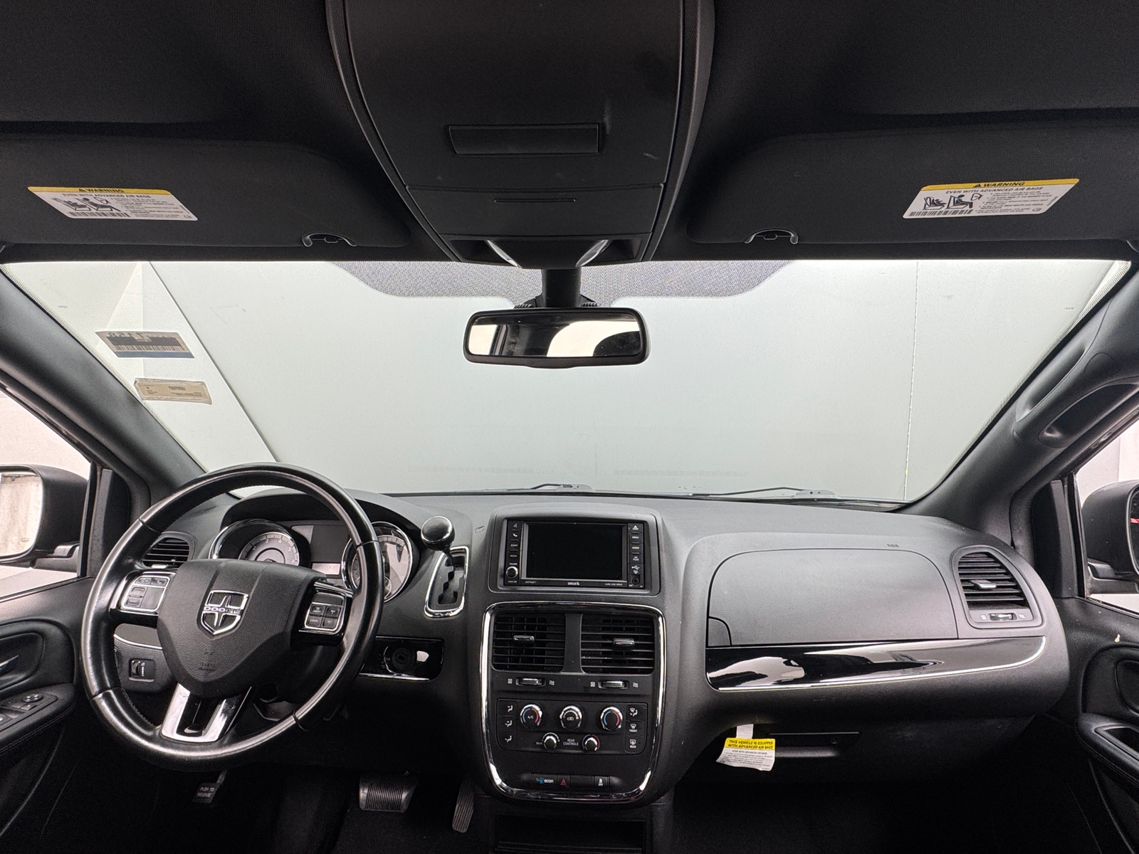 Thumbnail: 2020 Dodge Grand Caravan - 3