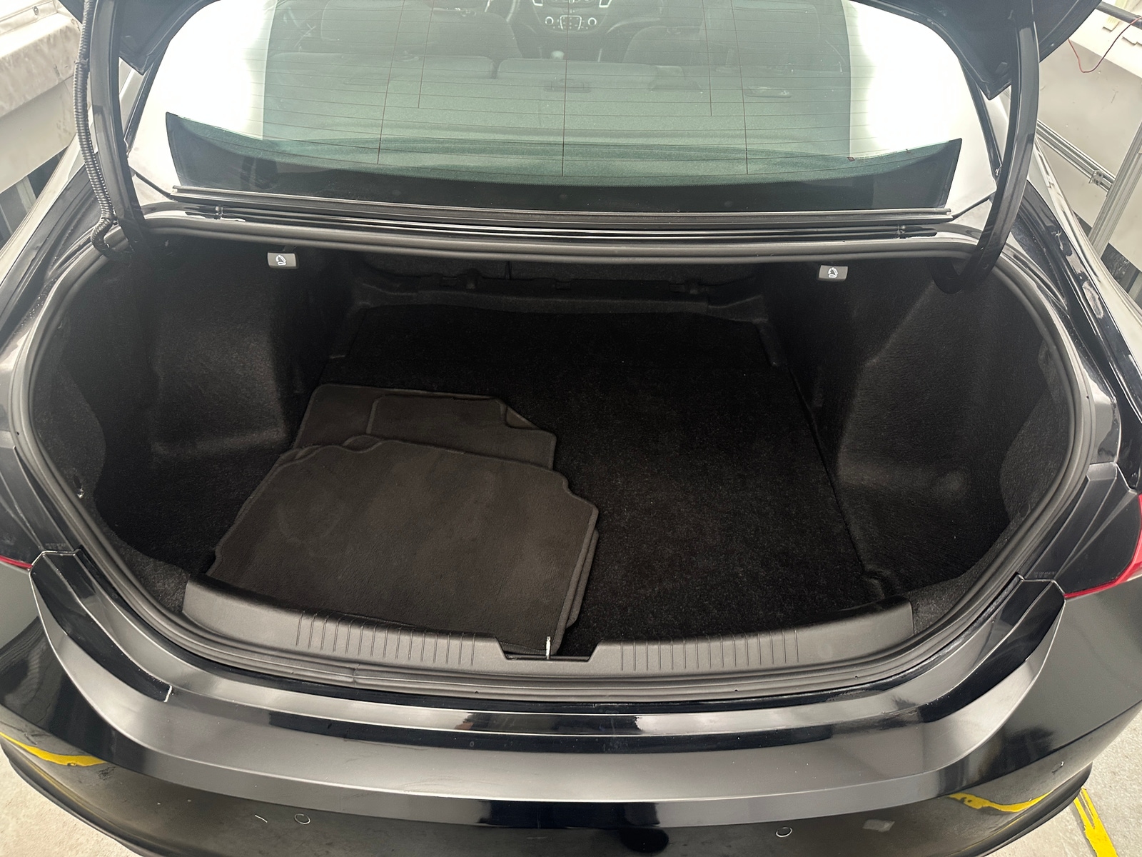 Thumbnail: 2022 Chevrolet Malibu - 7