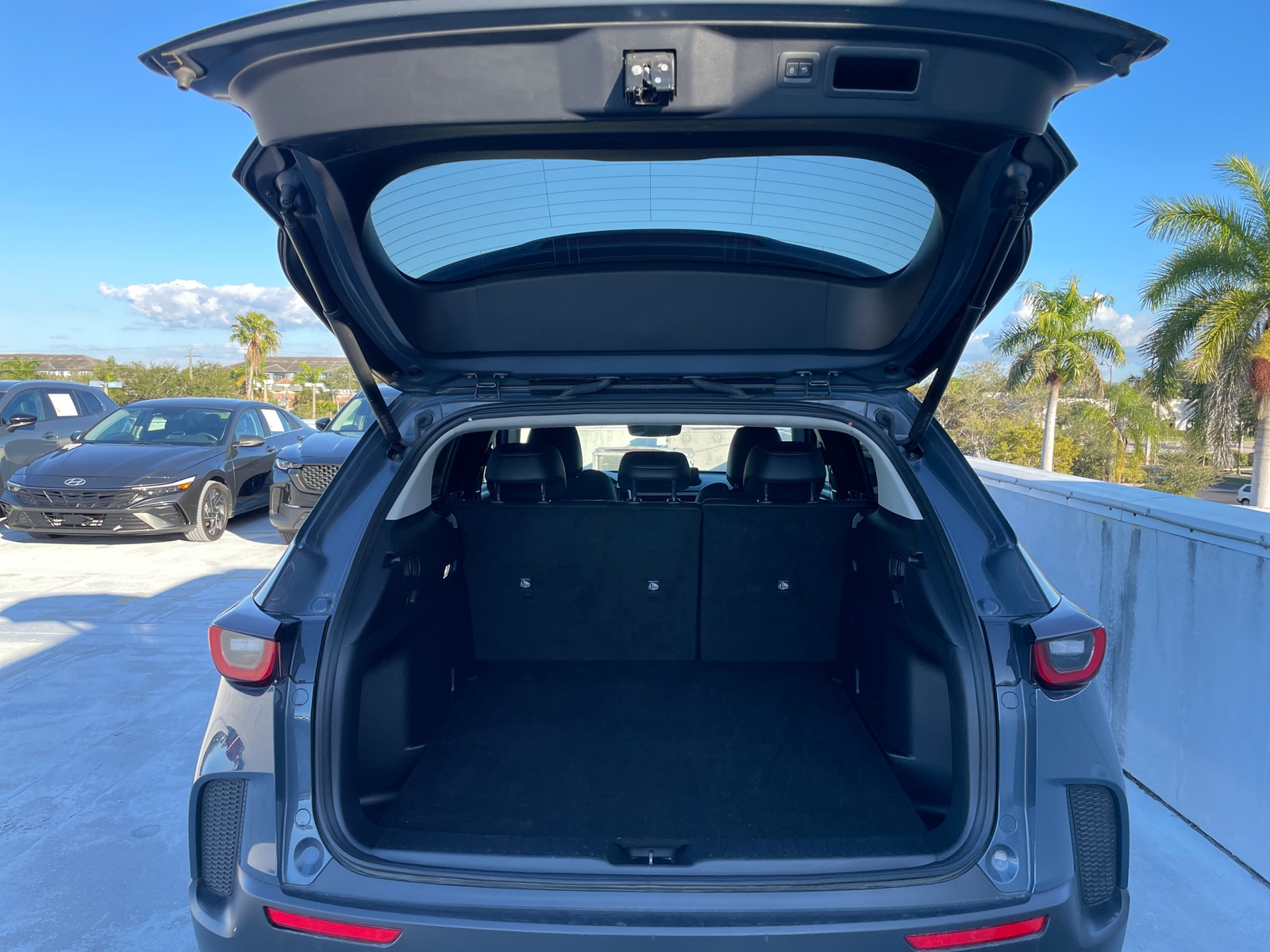 Thumbnail: 2025 Mazda CX-50 - 6