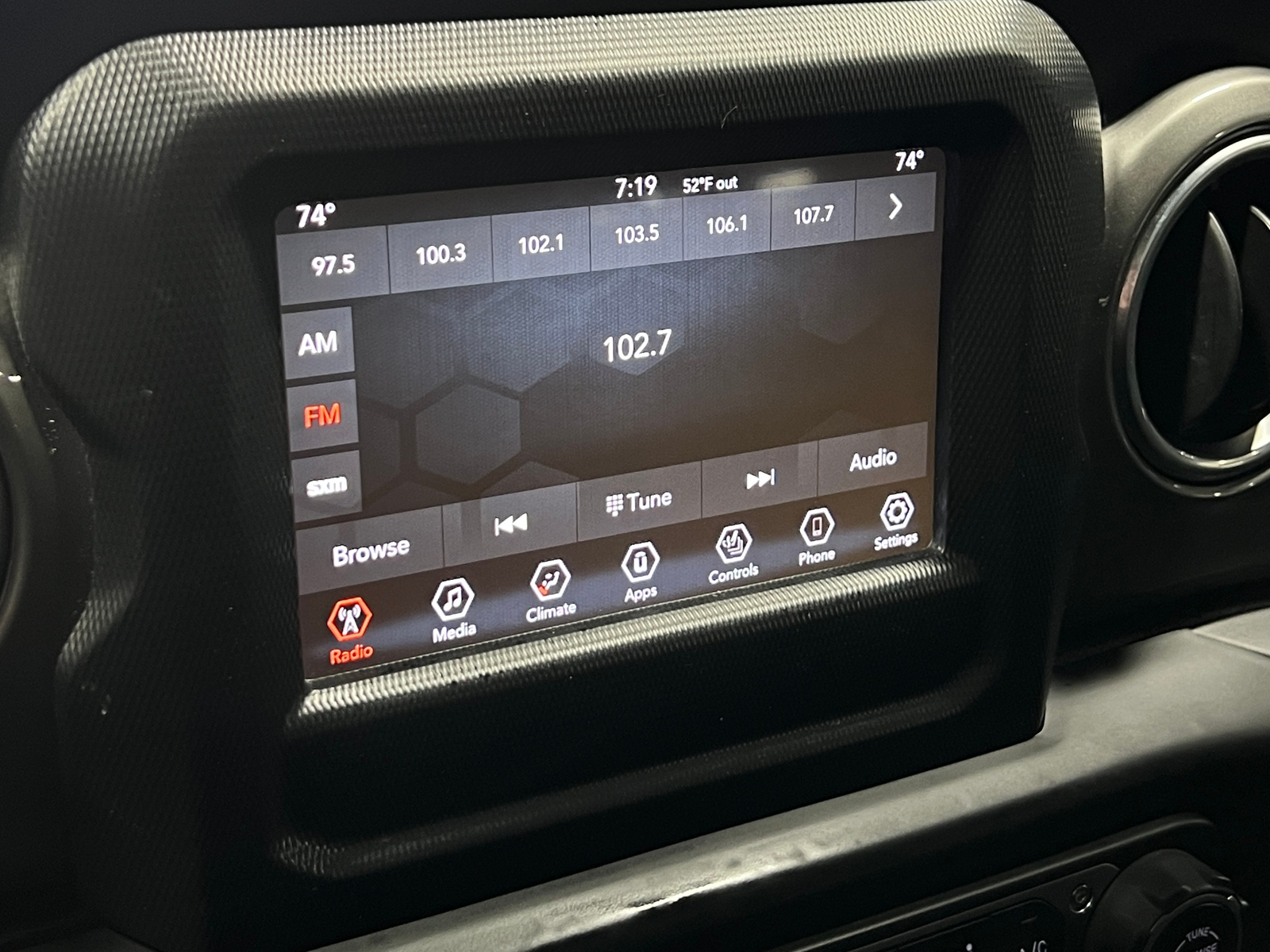 Thumbnail: 2018 Jeep Wrangler - 4