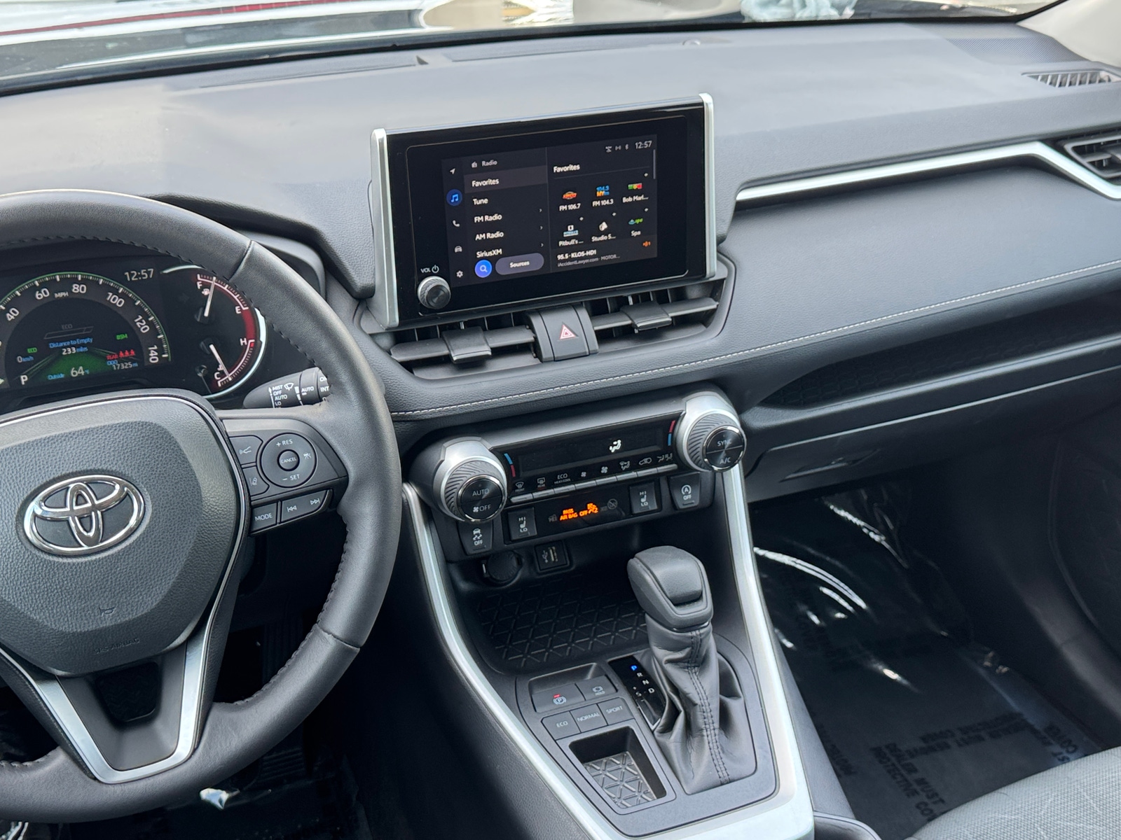 Thumbnail: 2025 Toyota RAV4 - 4