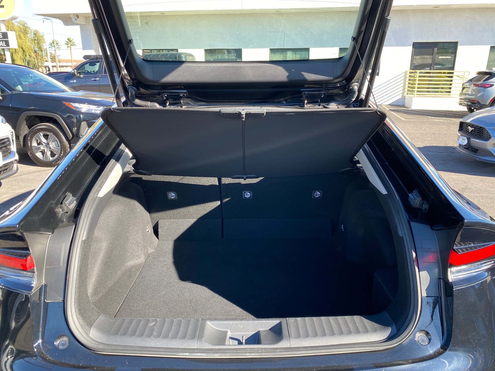 Thumbnail: 2025 Toyota Prius - 6