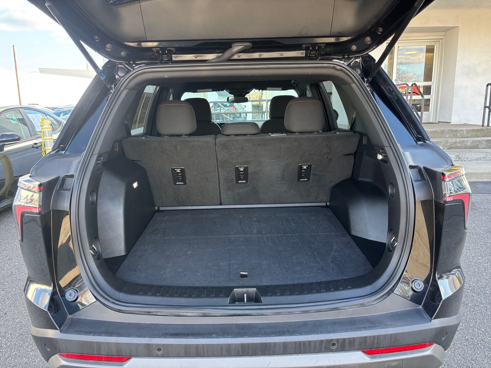 Thumbnail: 2025 Chevrolet Equinox - 5