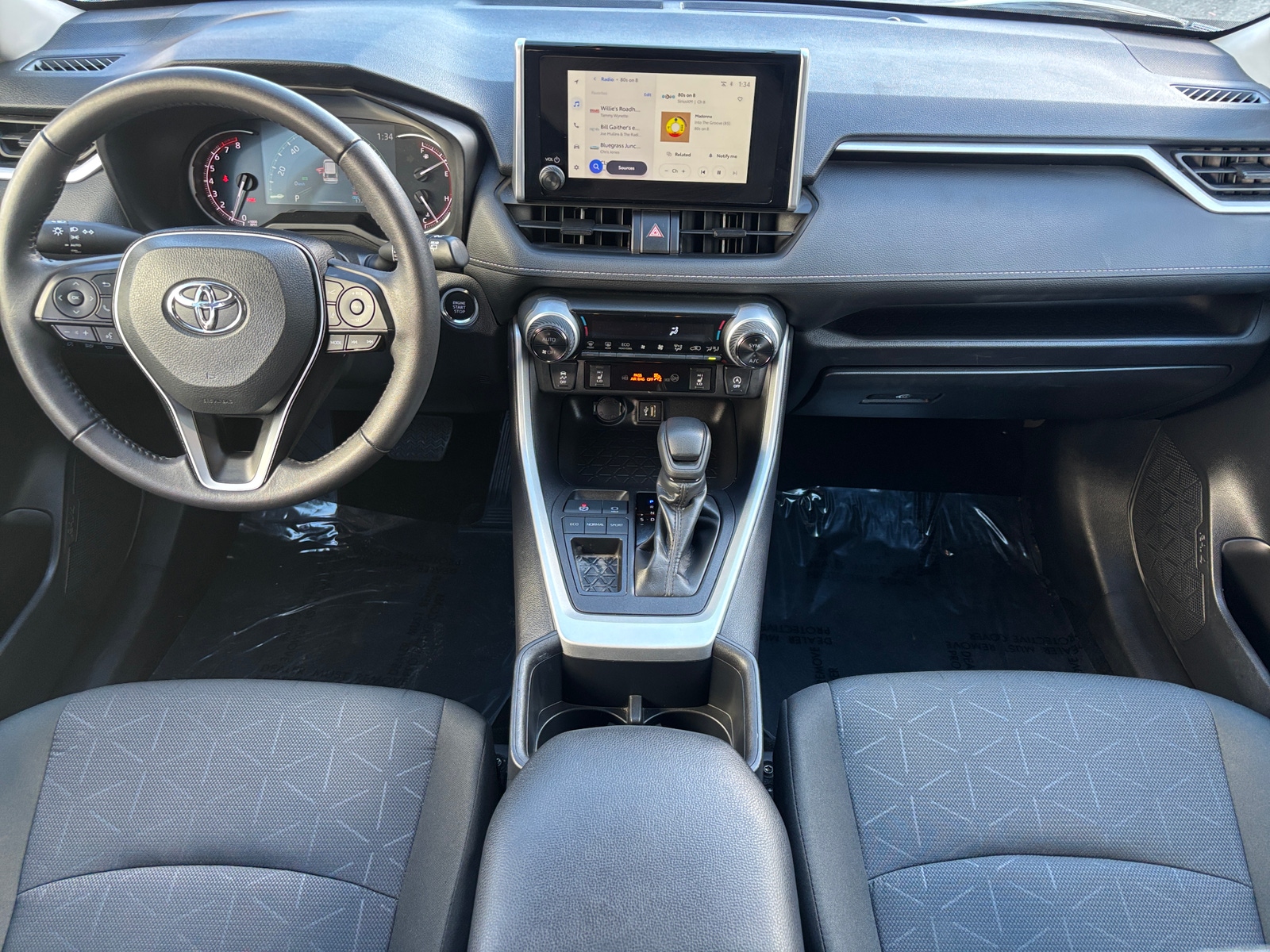 Thumbnail: 2025 Toyota RAV4 - 3