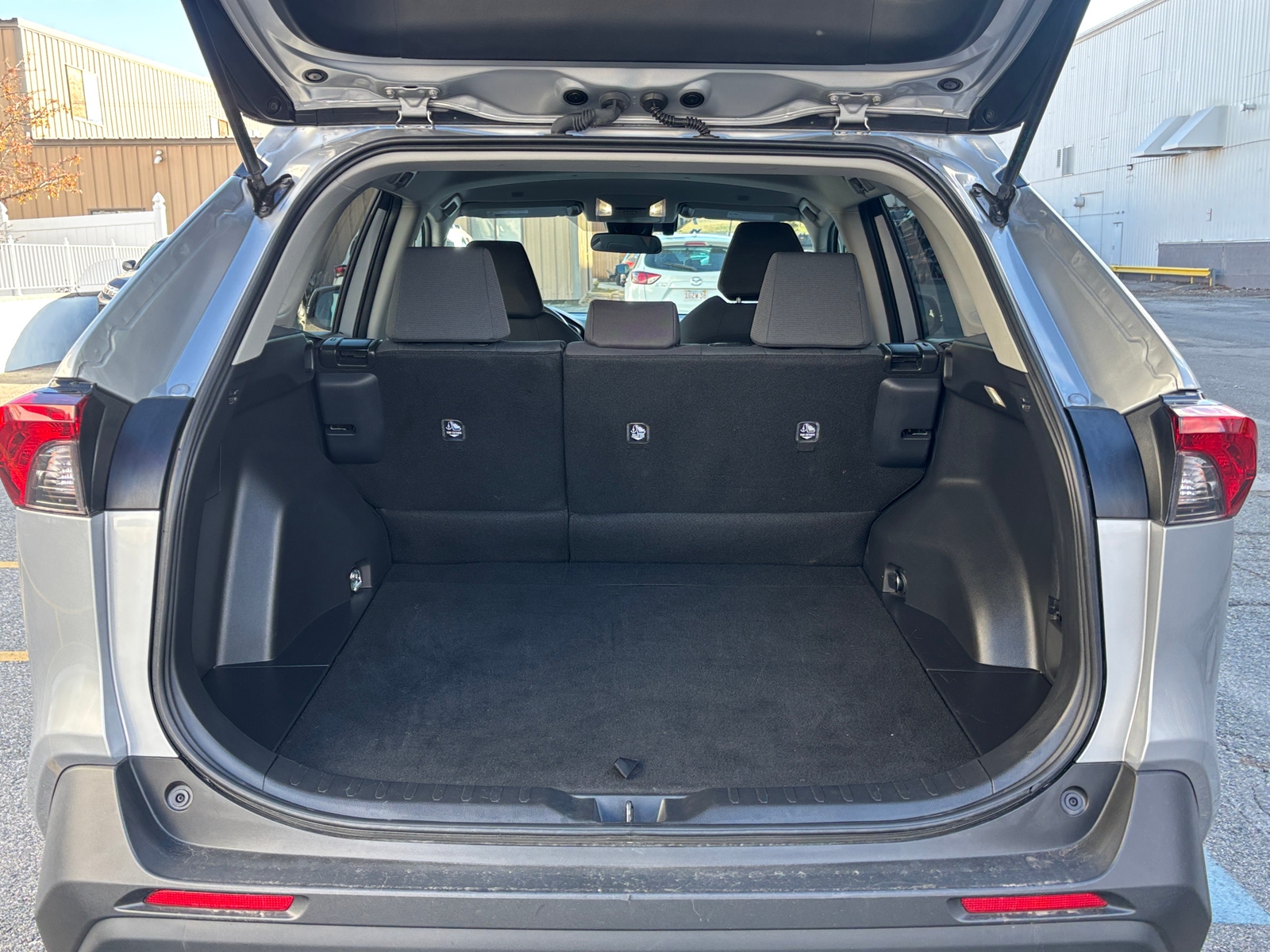 Thumbnail: 2025 Toyota RAV4 - 5