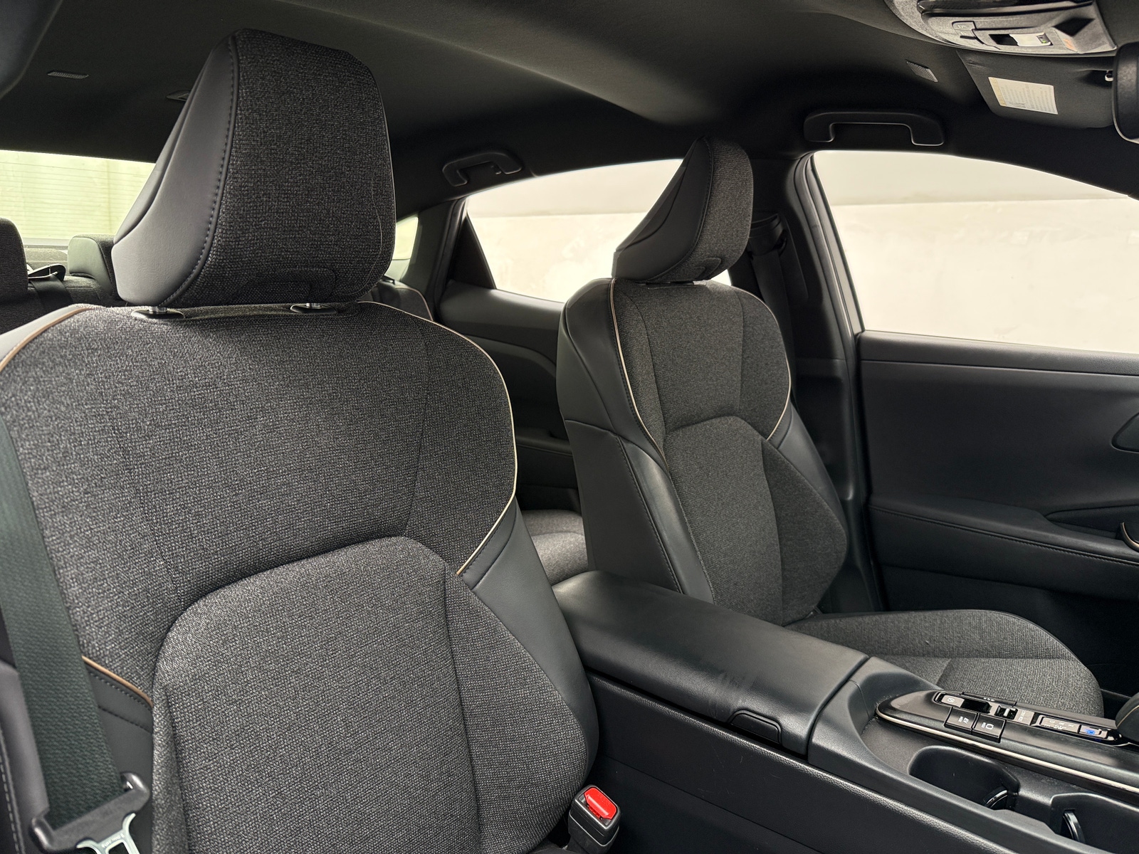 Thumbnail: 2023 Toyota Crown - 2