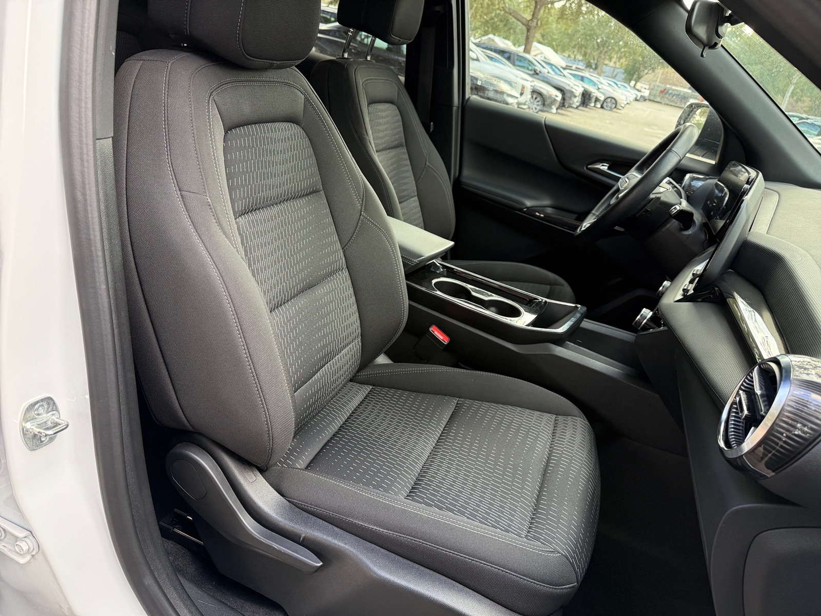 Thumbnail: 2025 Chevrolet Equinox - 2