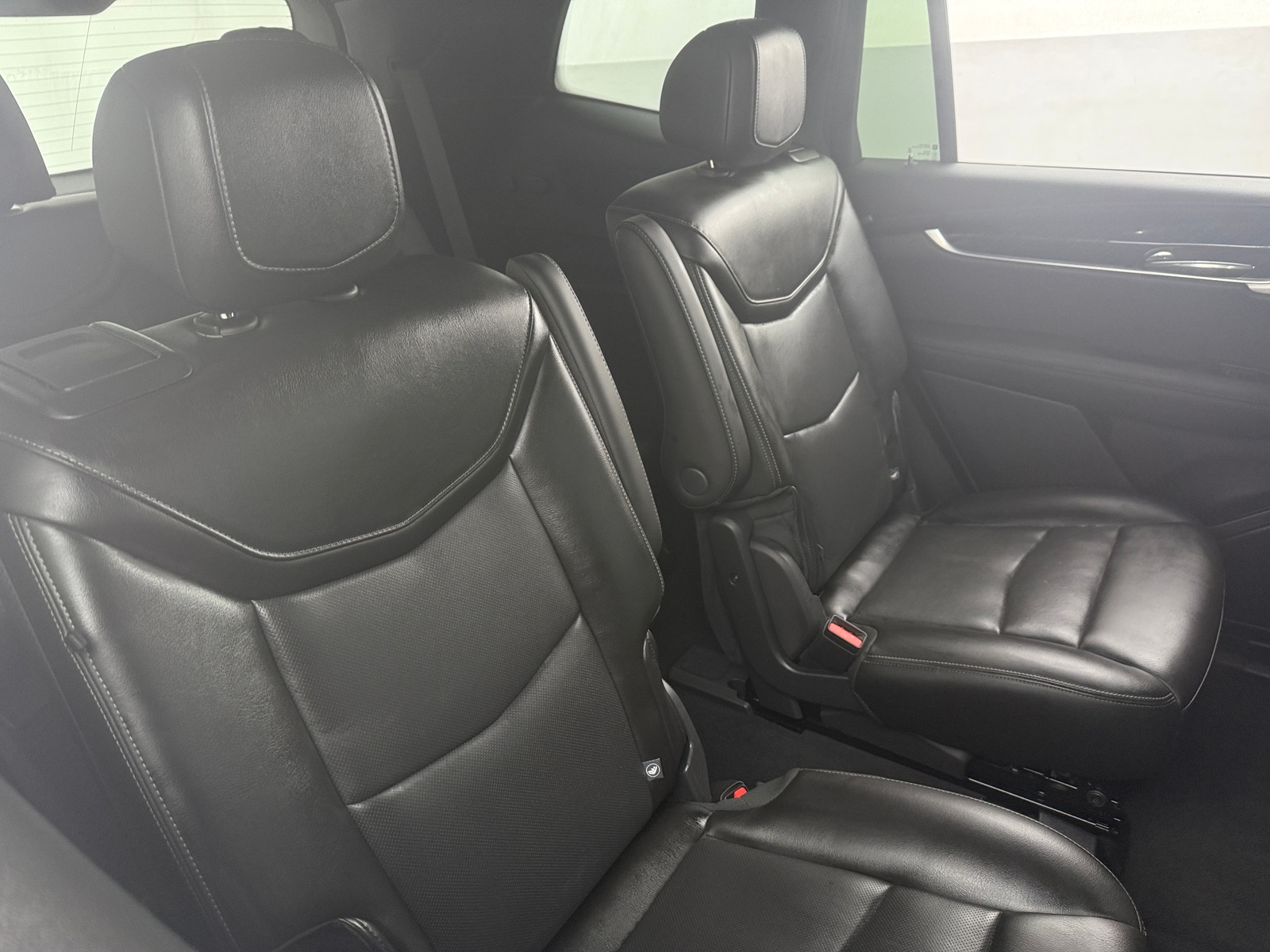 Thumbnail: 2025 Cadillac XT6 - 5