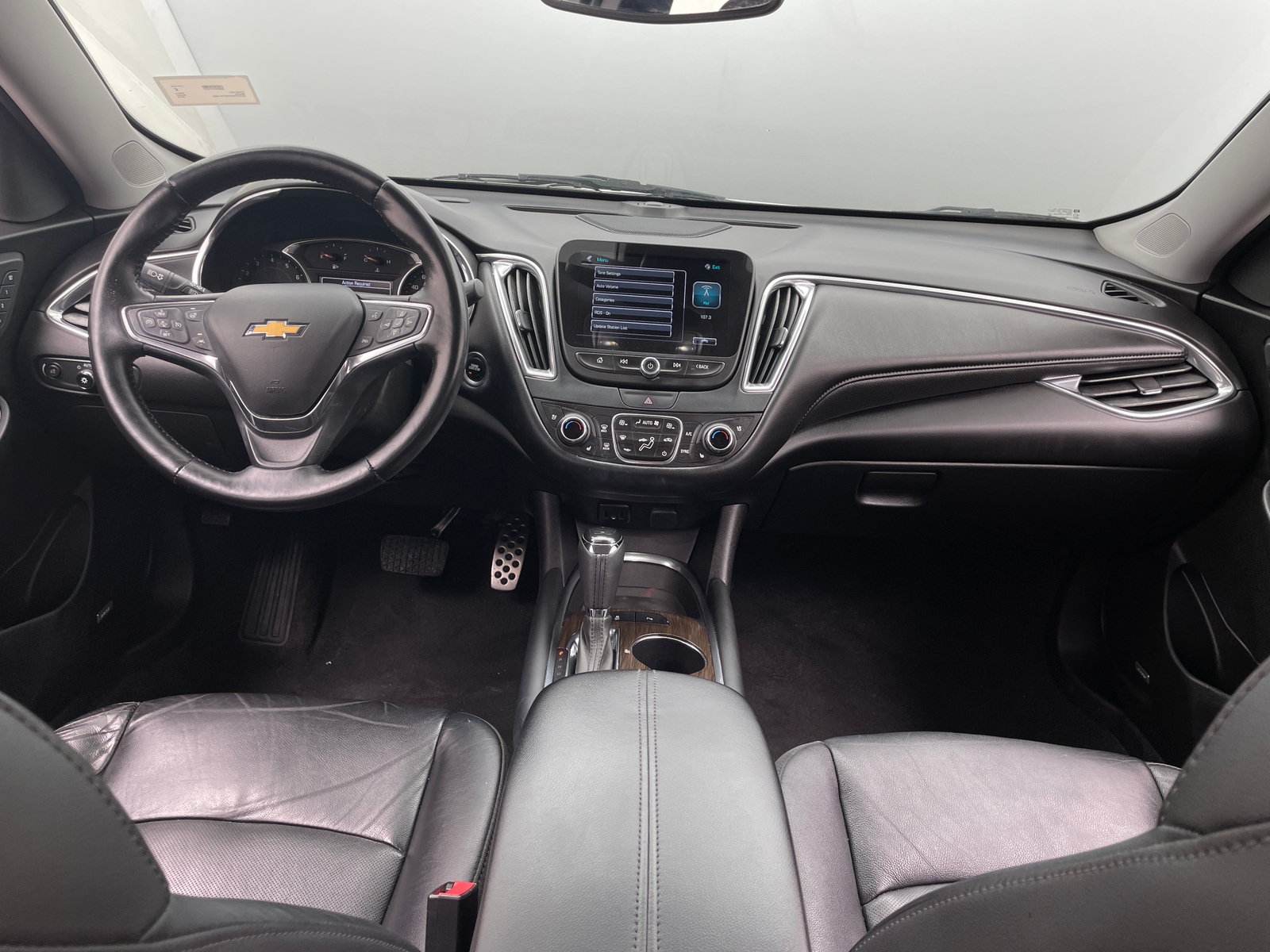 Thumbnail: 2016 Chevrolet Malibu - 2