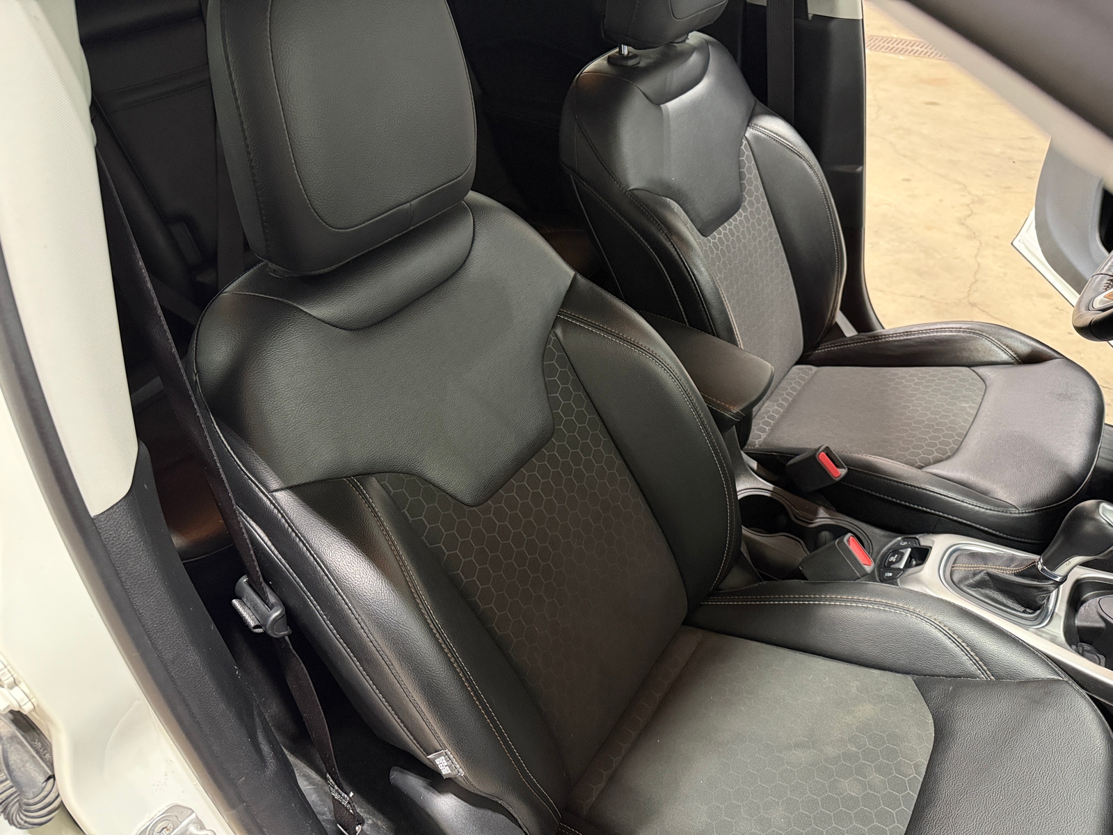 Thumbnail: 2018 Jeep Compass - 2