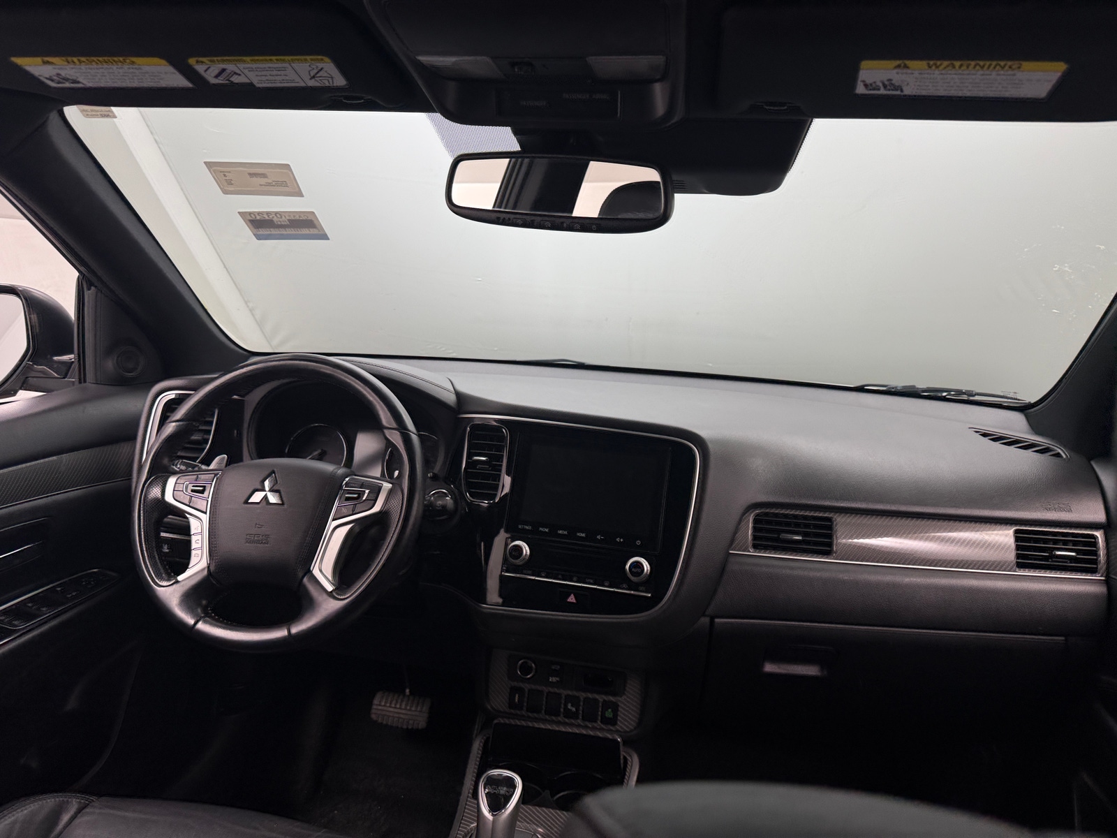 Thumbnail: 2022 Mitsubishi Outlander - 2