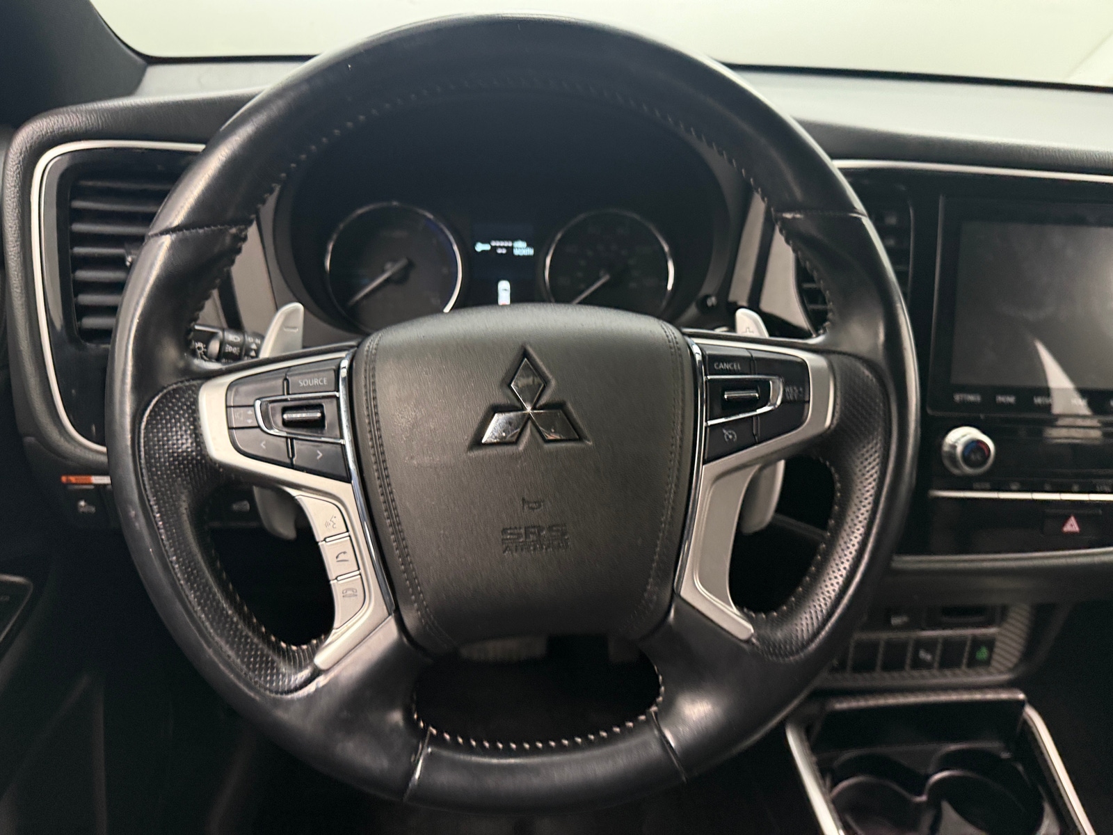 Thumbnail: 2022 Mitsubishi Outlander - 4