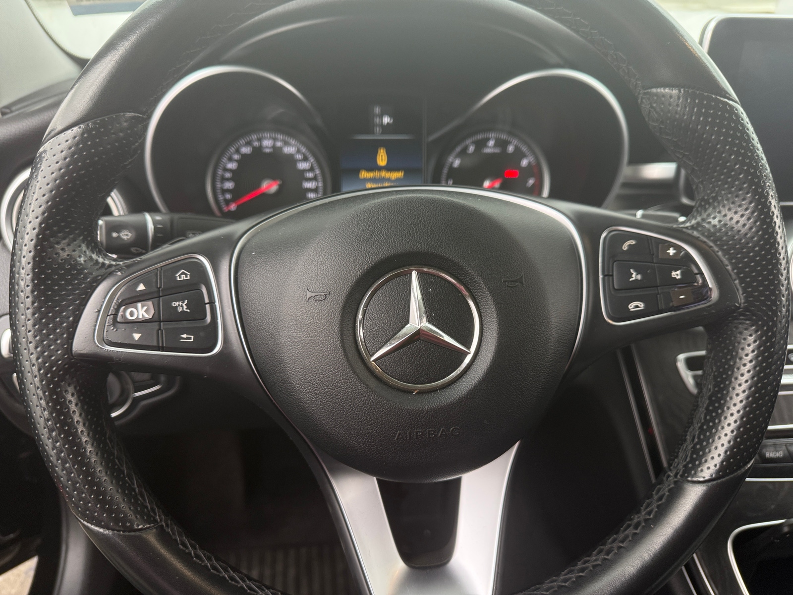 Thumbnail: 2016 Mercedes-Benz C-Class - 4