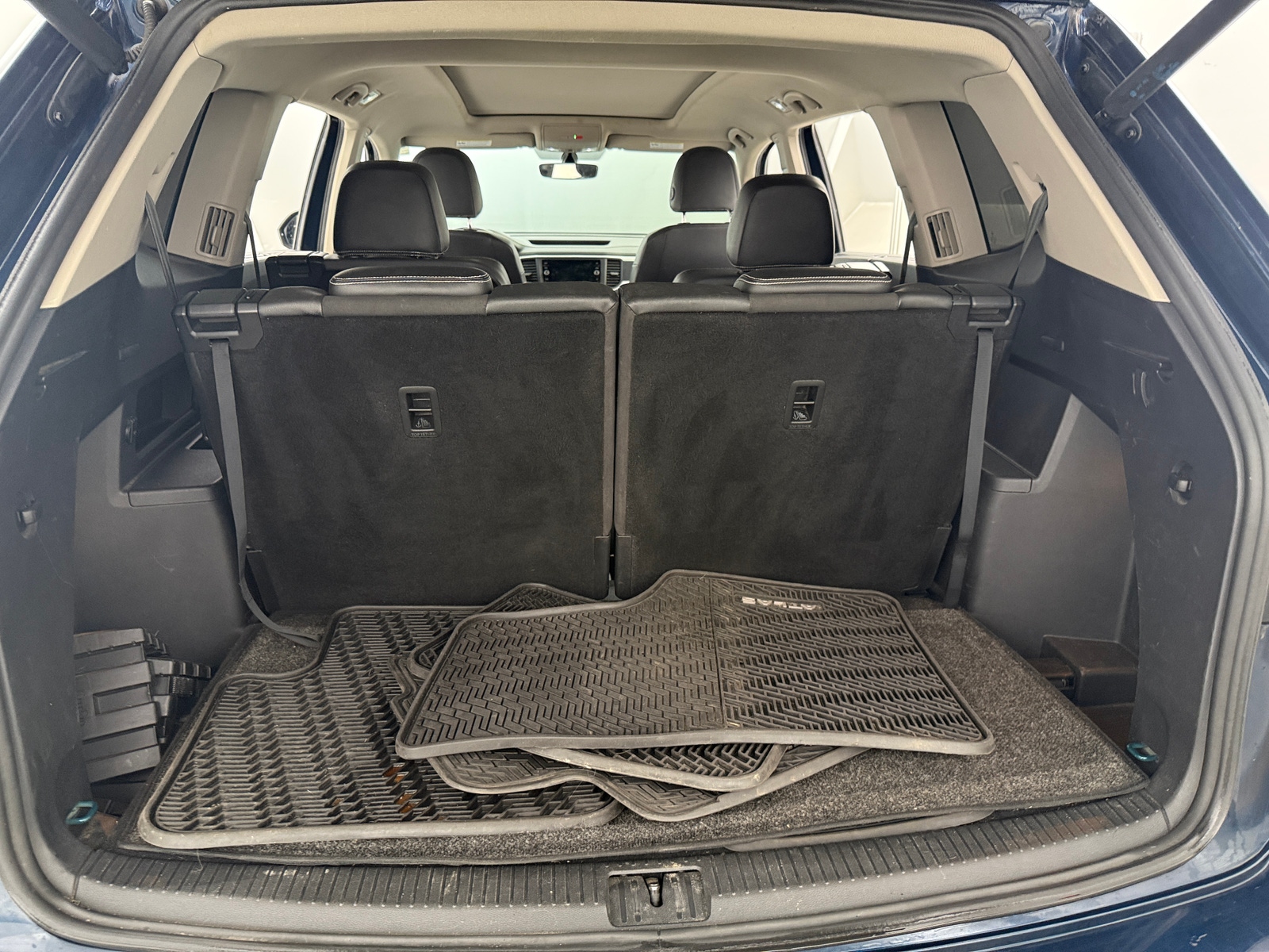 Thumbnail: 2021 Volkswagen Atlas - 6