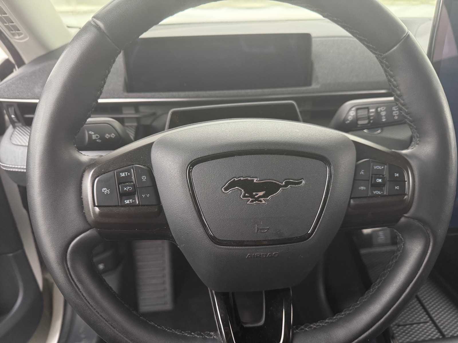 Thumbnail: 2021 Ford Mustang Mach-E - 4