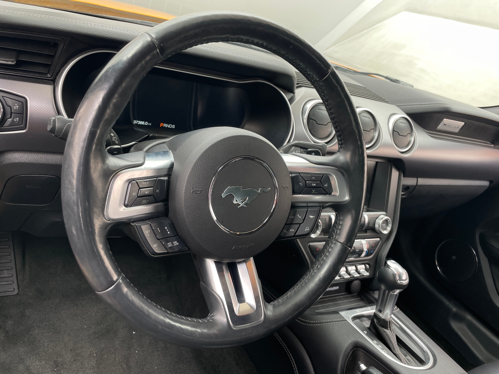 Thumbnail: 2018 Ford Mustang - 4