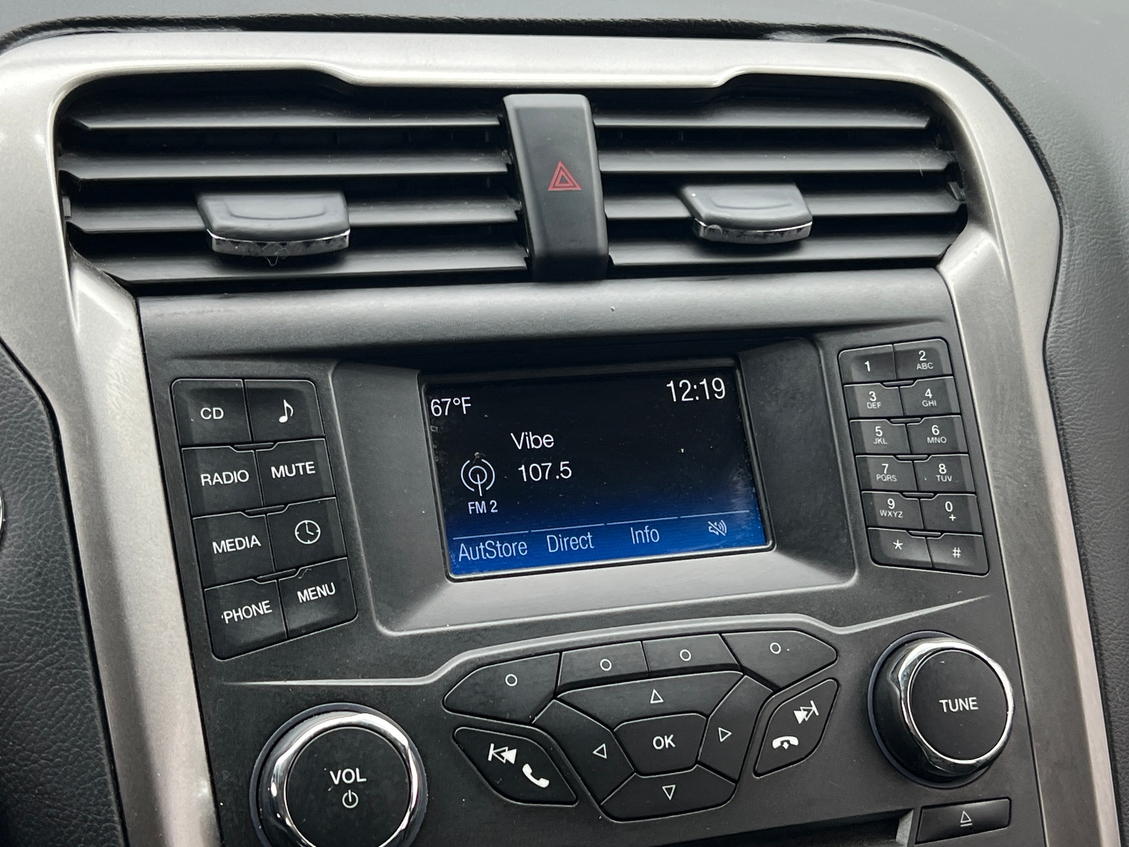 Thumbnail: 2017 Ford Fusion - 4