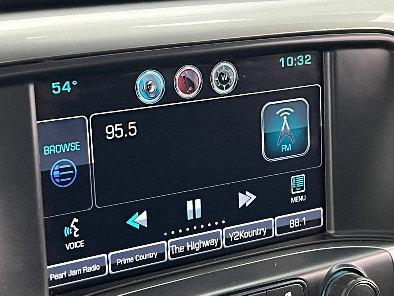 Thumbnail: 2016 Chevrolet Silverado 1500 - 4