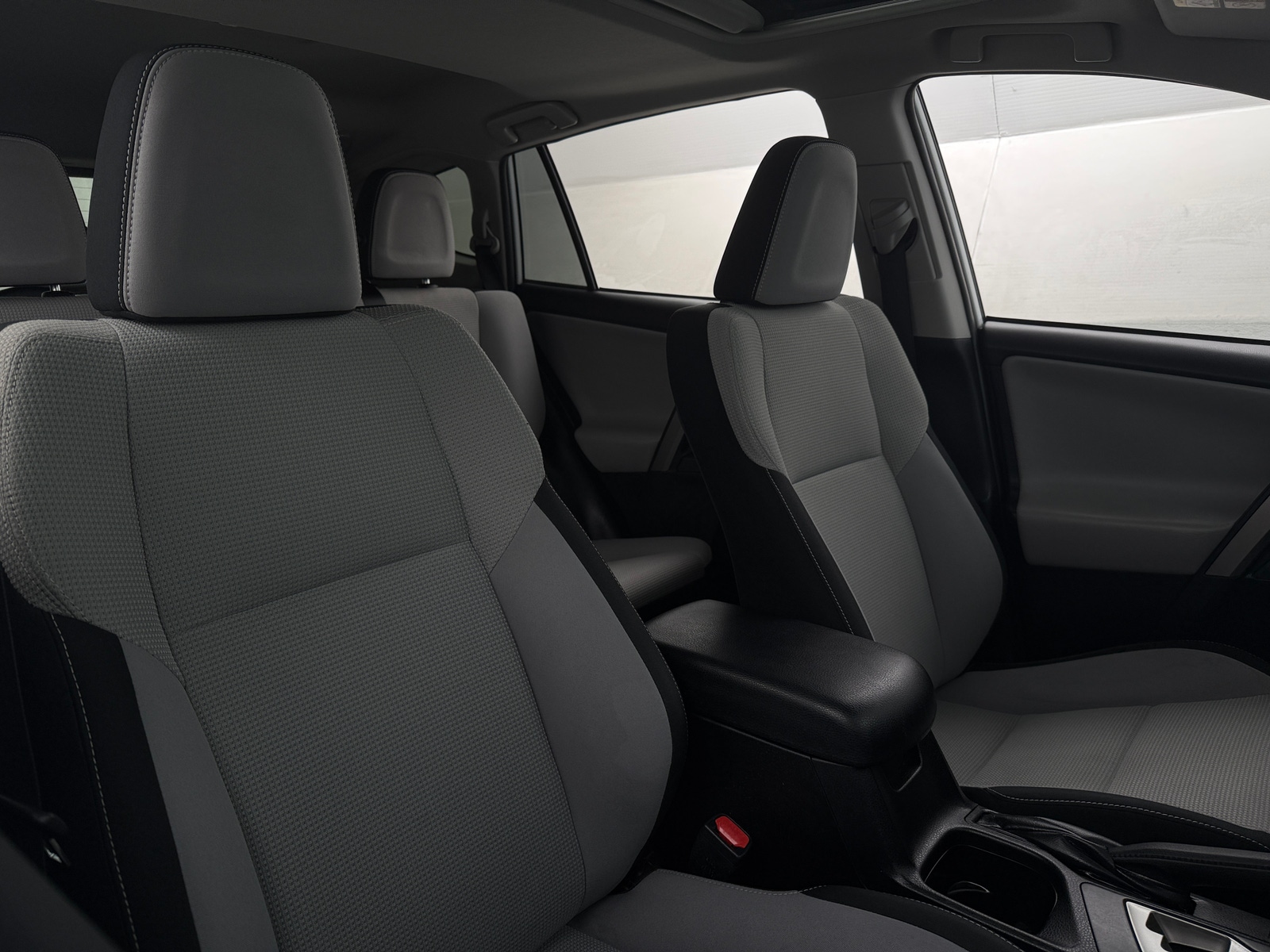 Thumbnail: 2018 Toyota RAV4 - 2