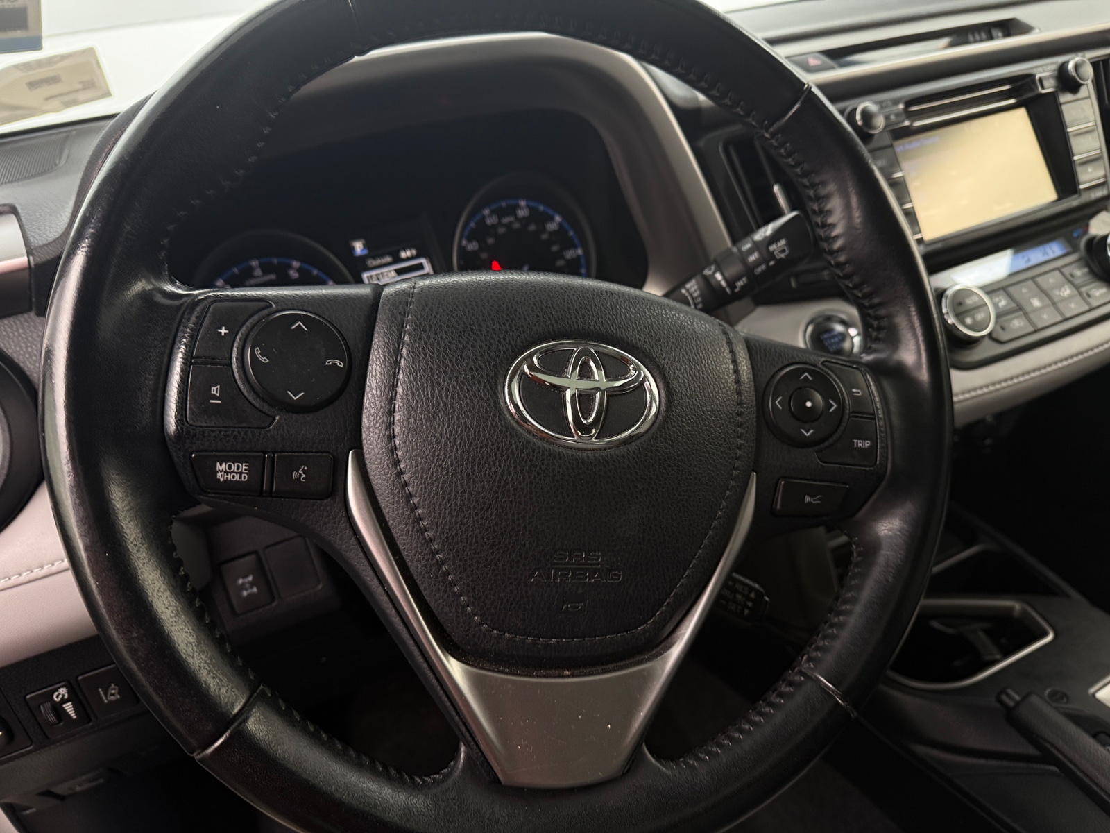 Thumbnail: 2018 Toyota RAV4 - 5