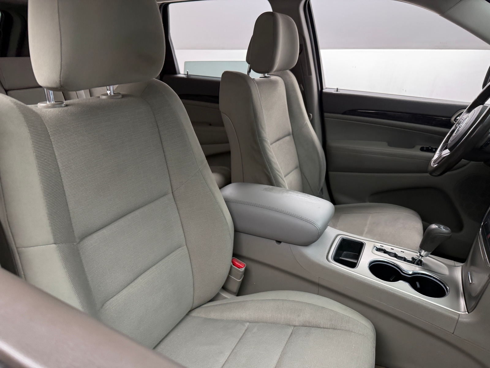 Thumbnail: 2012 Jeep Grand Cherokee - 2