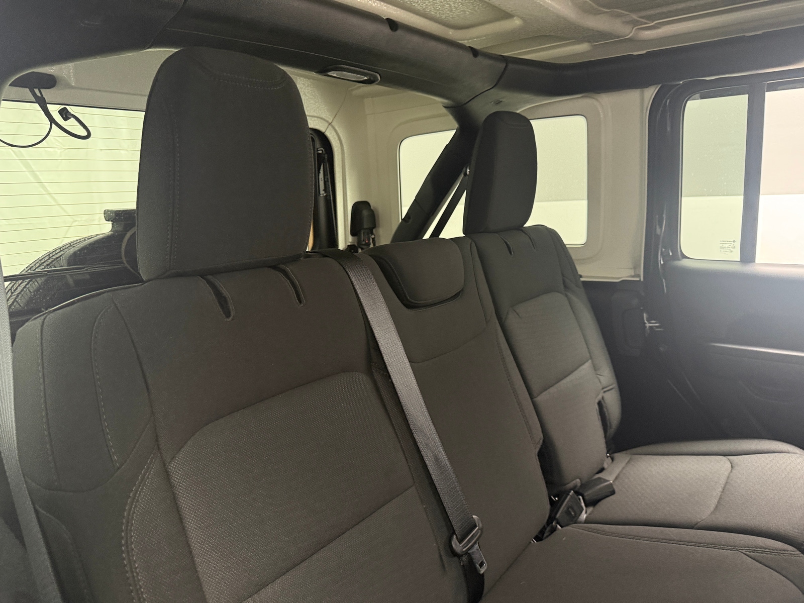 Thumbnail: 2021 Jeep Wrangler - 6