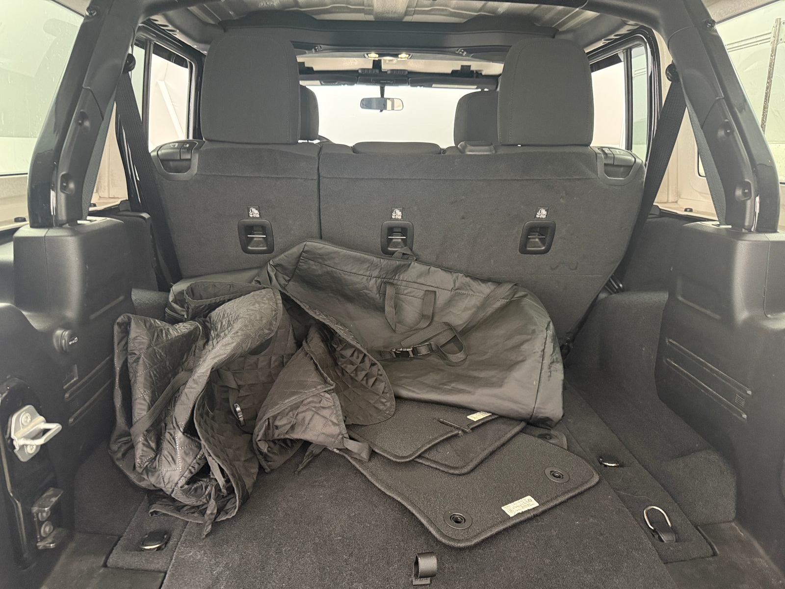 Thumbnail: 2021 Jeep Wrangler - 7