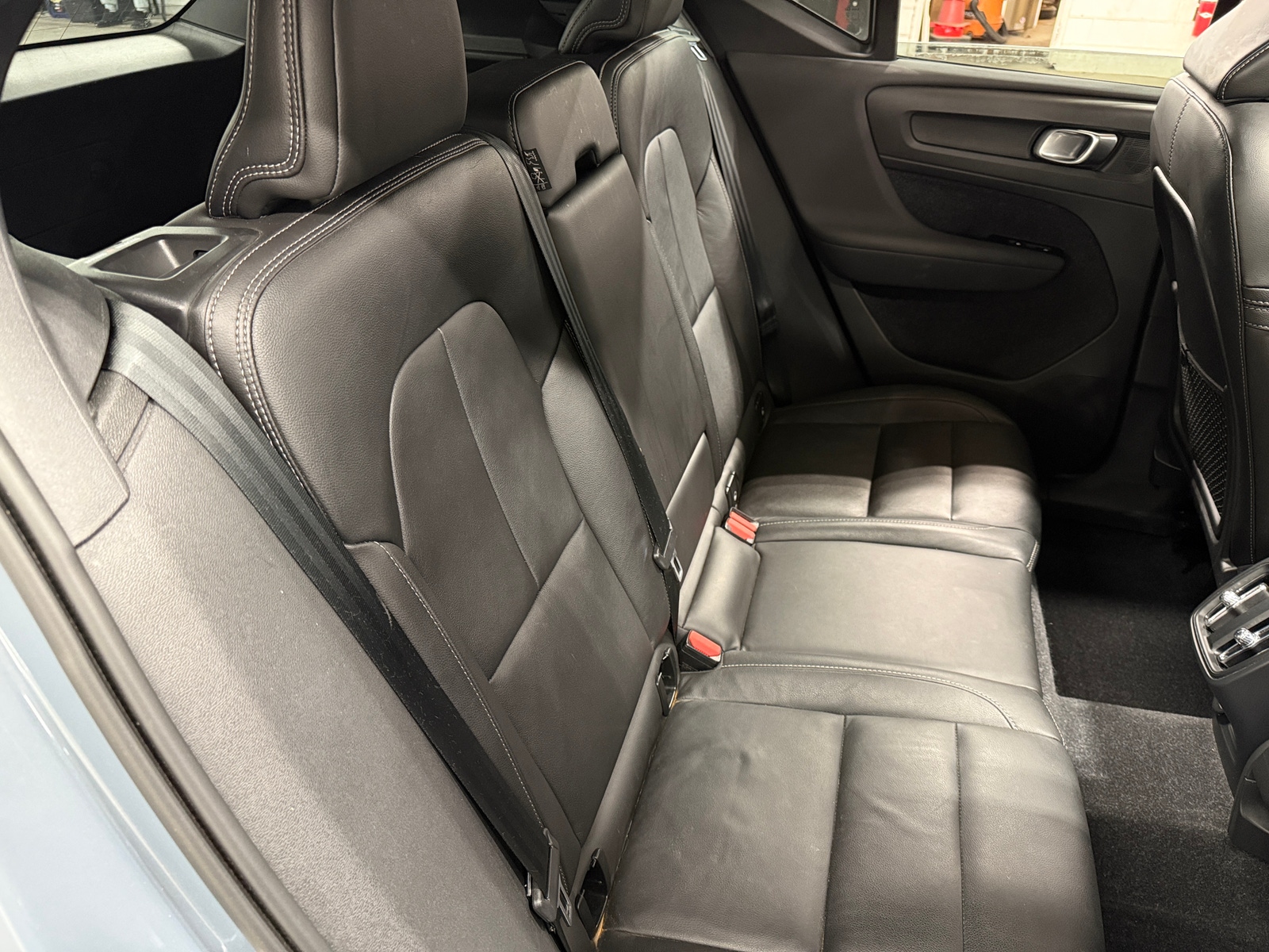 Thumbnail: 2021 Volvo XC40 - 5