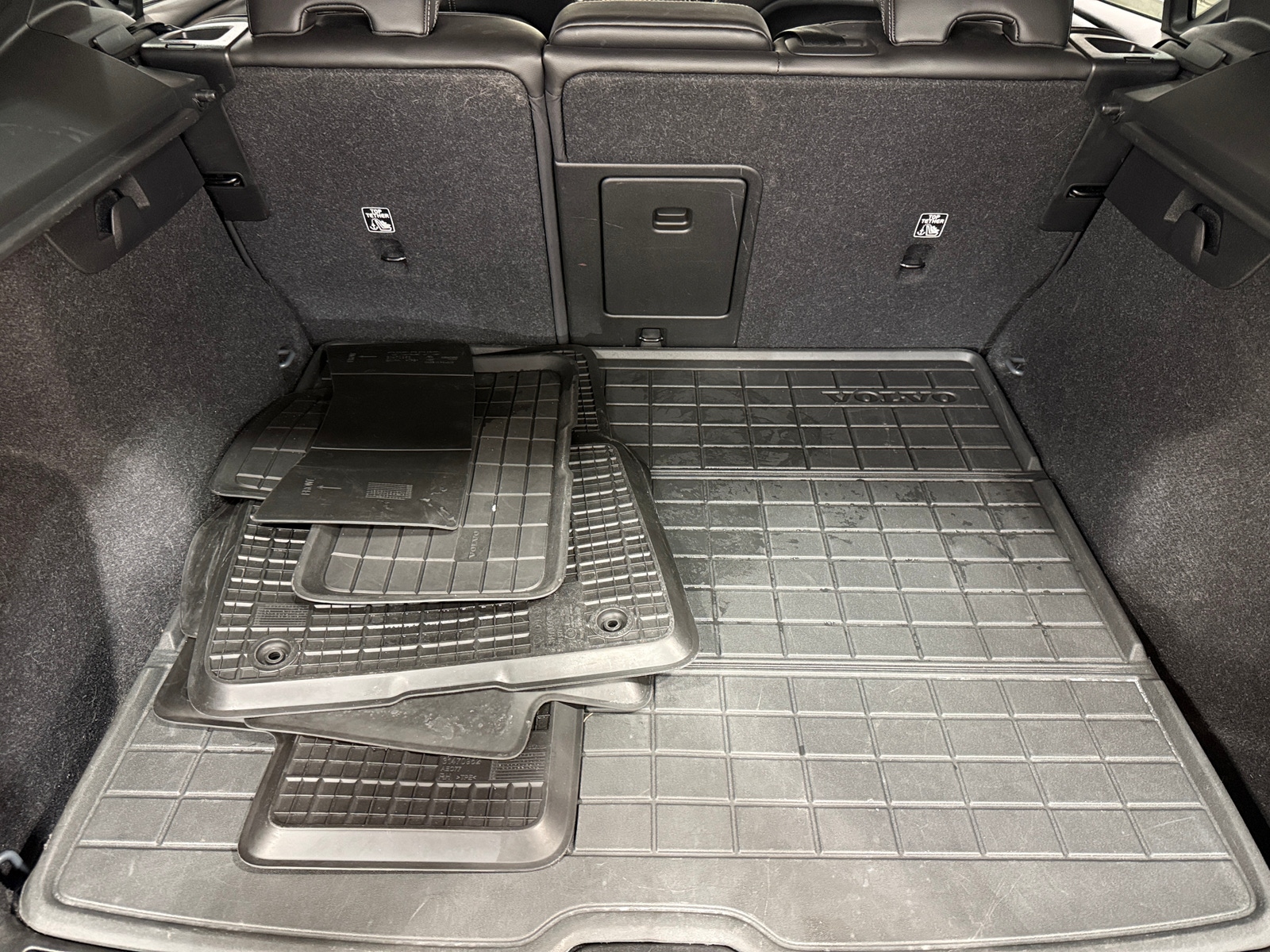 Thumbnail: 2021 Volvo XC40 - 6