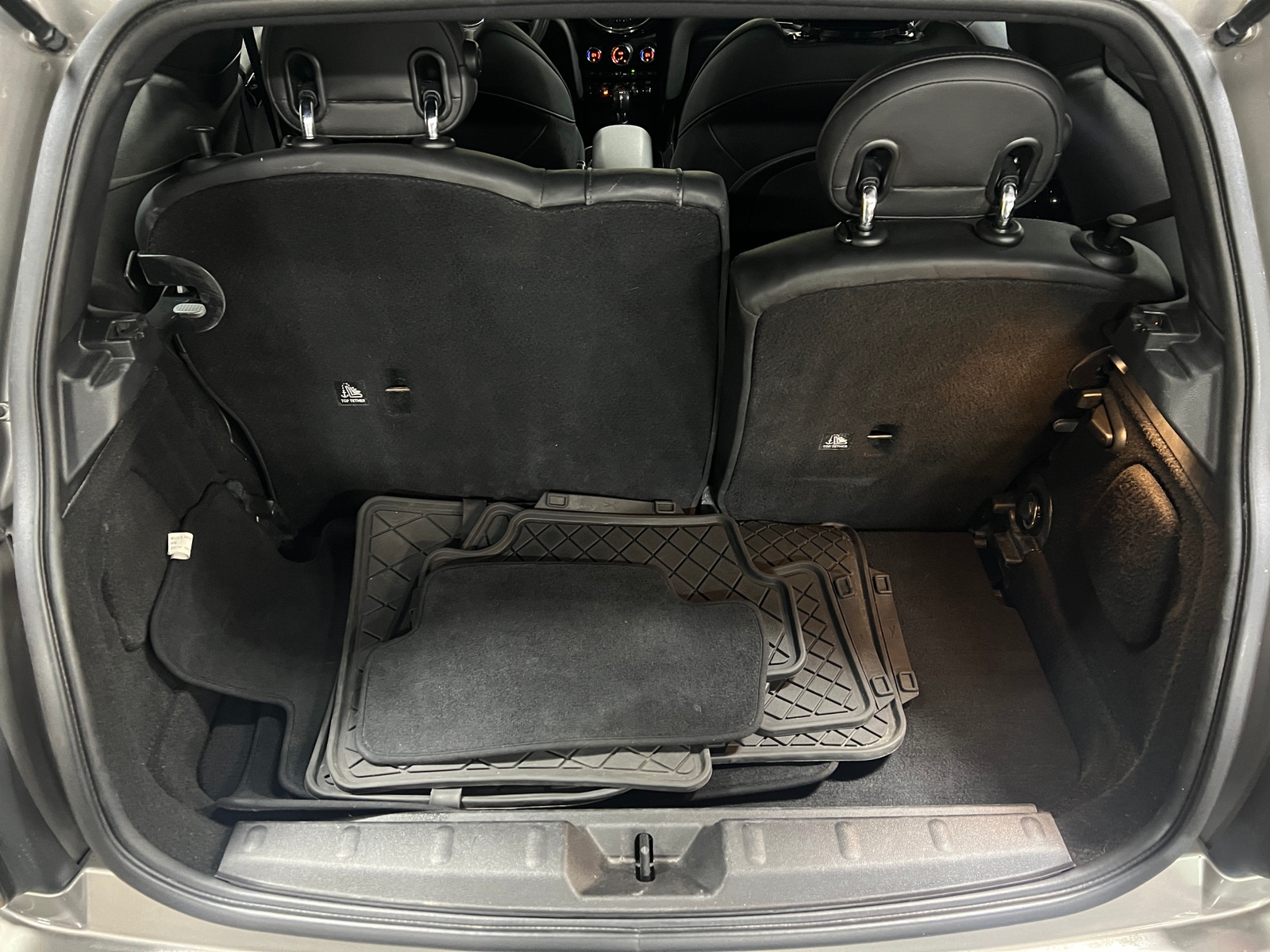 Thumbnail: 2019 MINI Cooper Hardtop - 6