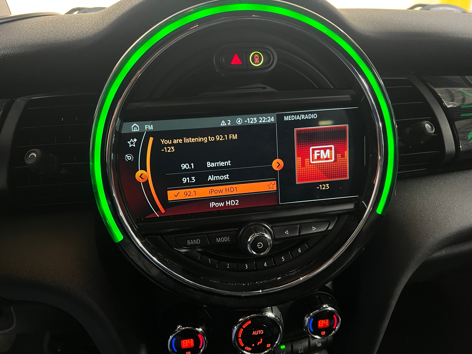 Thumbnail: 2019 MINI Cooper Hardtop - 3