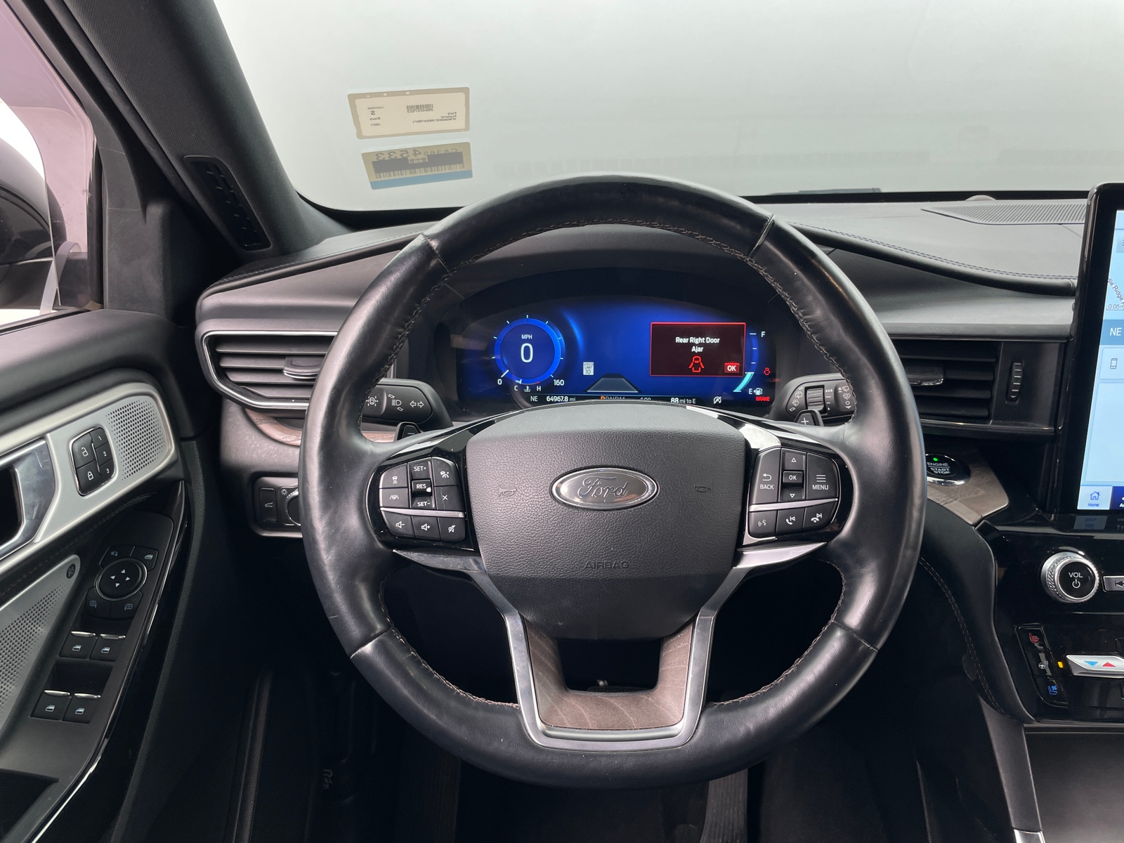 Thumbnail: 2021 Ford Explorer - 4