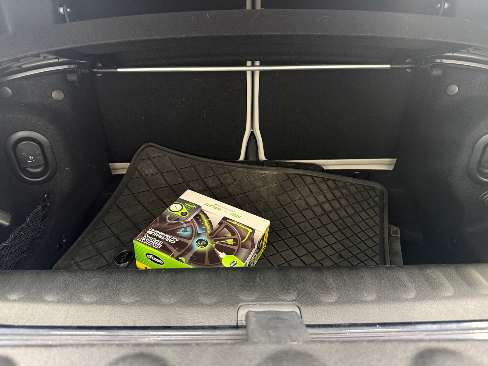 Thumbnail: 2023 MINI Cooper Convertible - 5